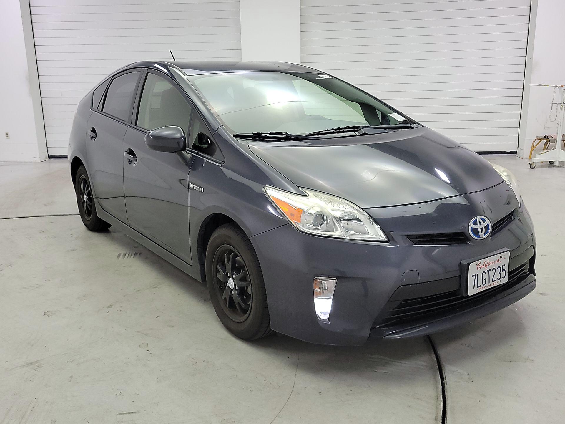 Thumbnail: 2015 Toyota Prius - 1