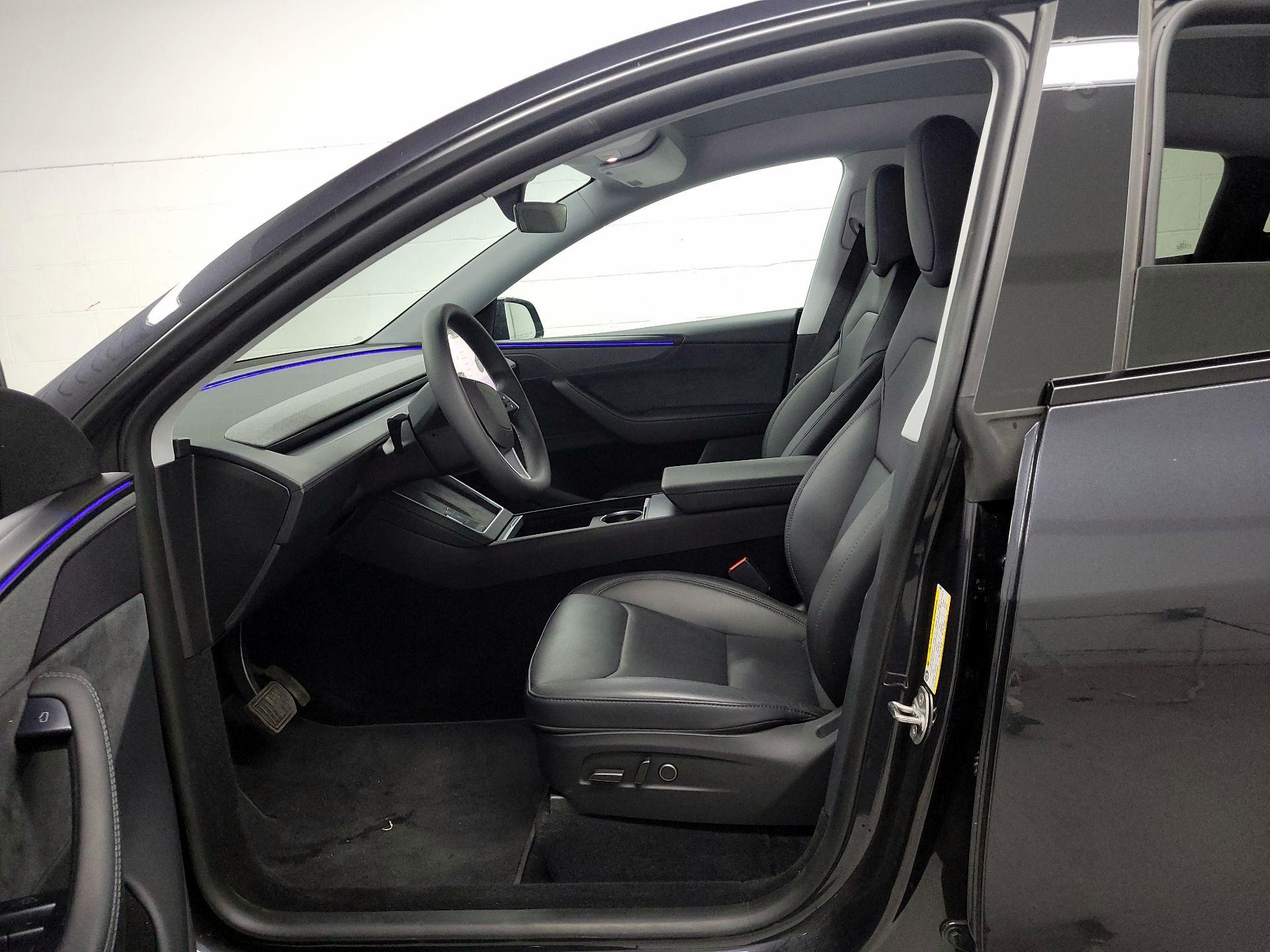 Thumbnail: 2026 Tesla Model Y - 9