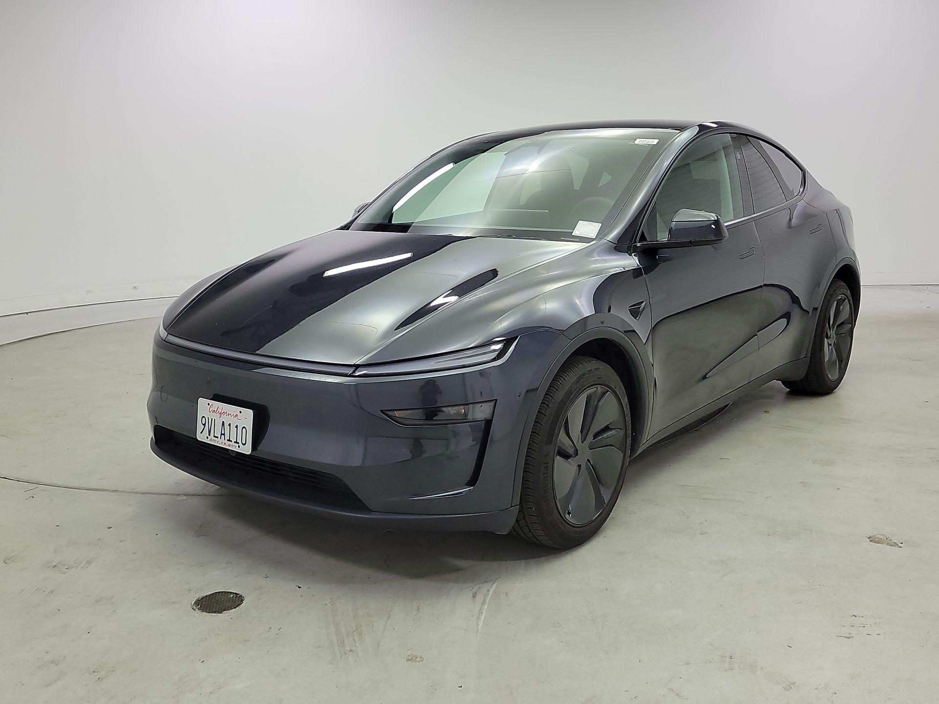 Thumbnail: 2026 Tesla Model Y - 3