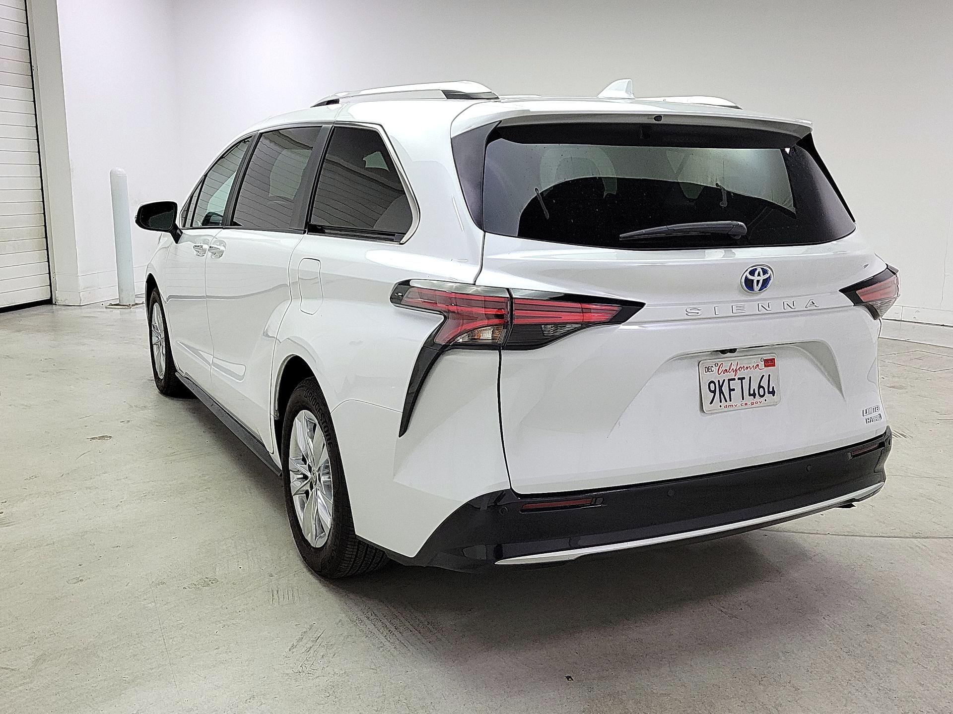 Thumbnail: 2024 Toyota Sienna - 7