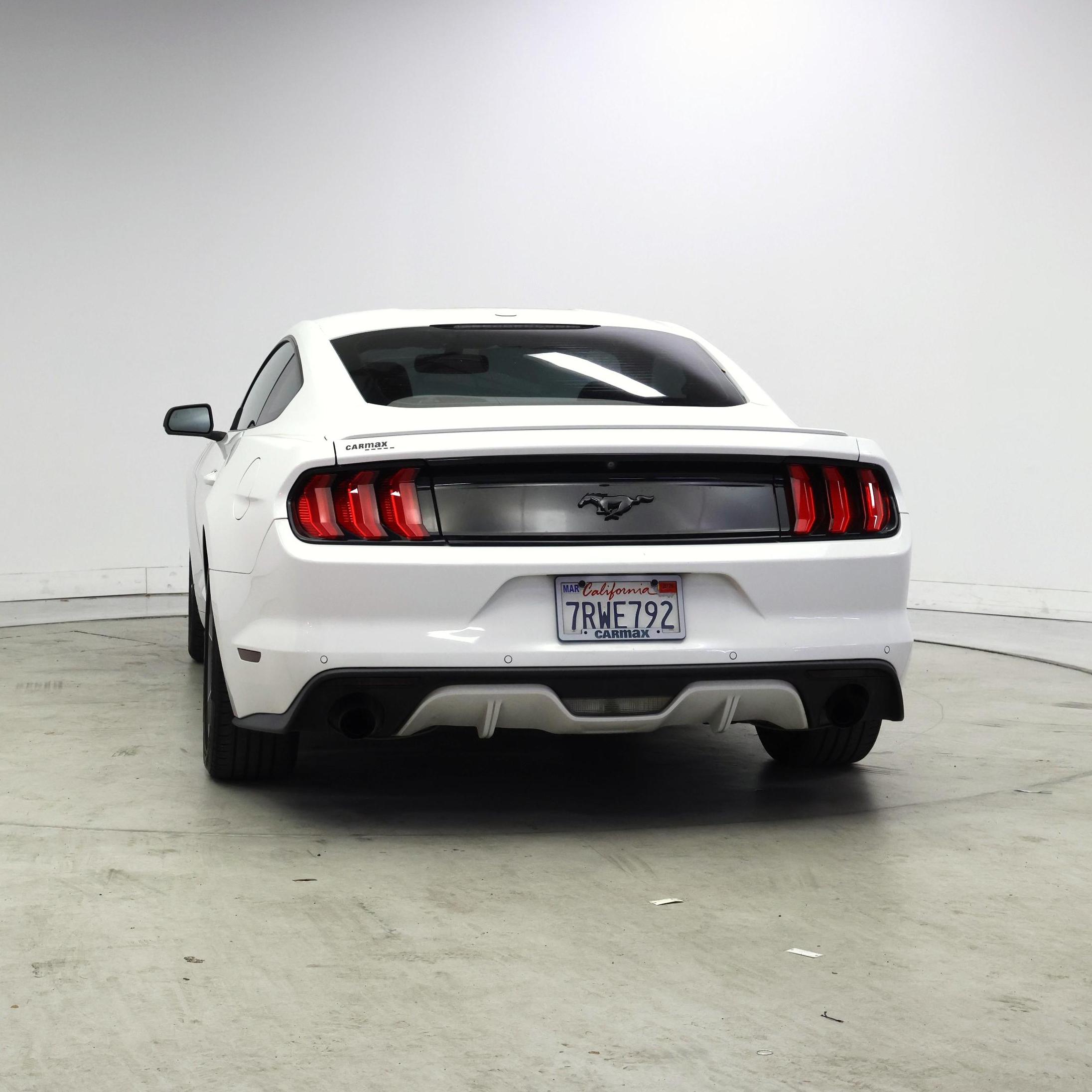 Thumbnail: 2016 Ford Mustang - 6