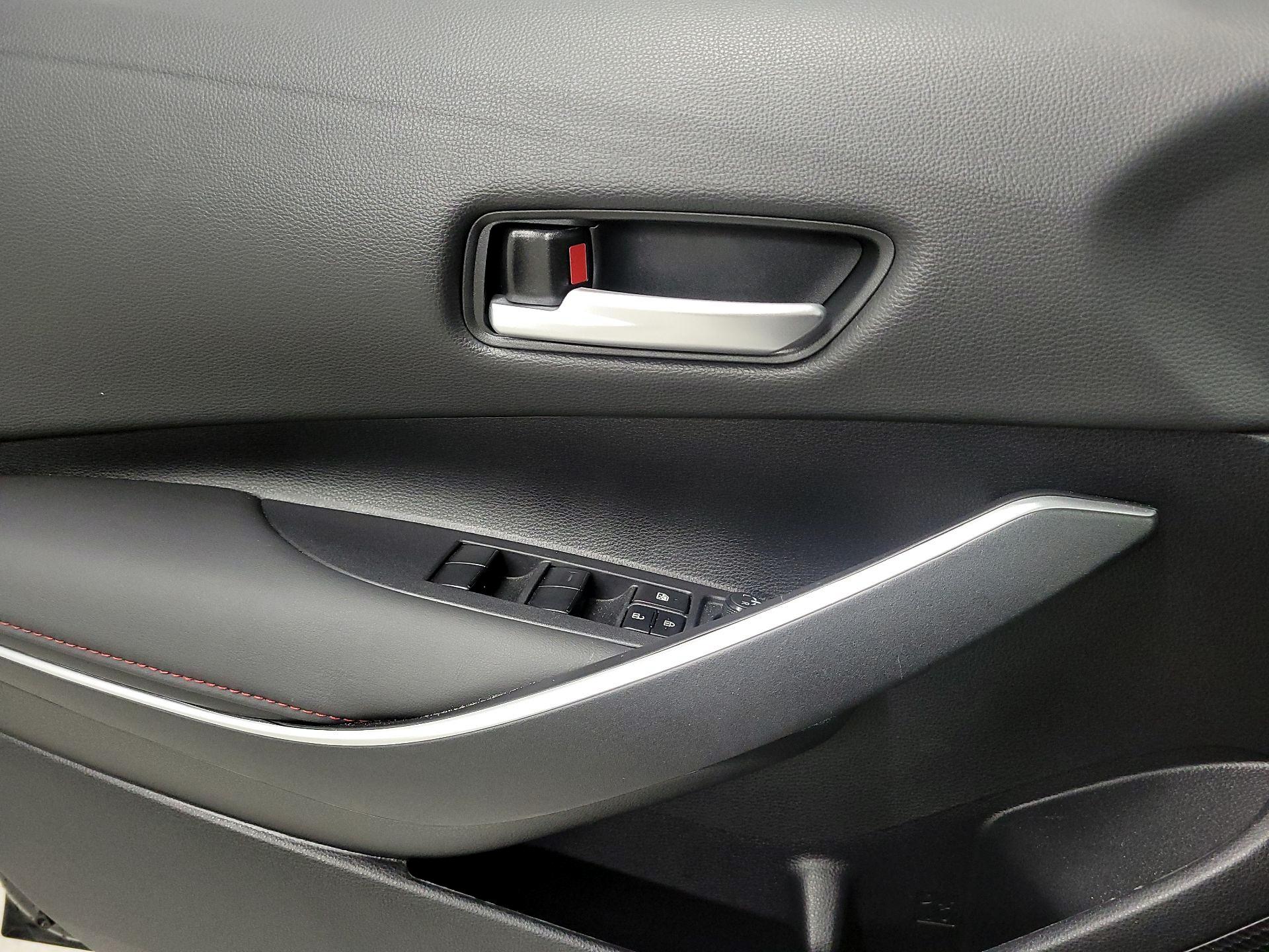 Thumbnail: 2024 Toyota Corolla - 10