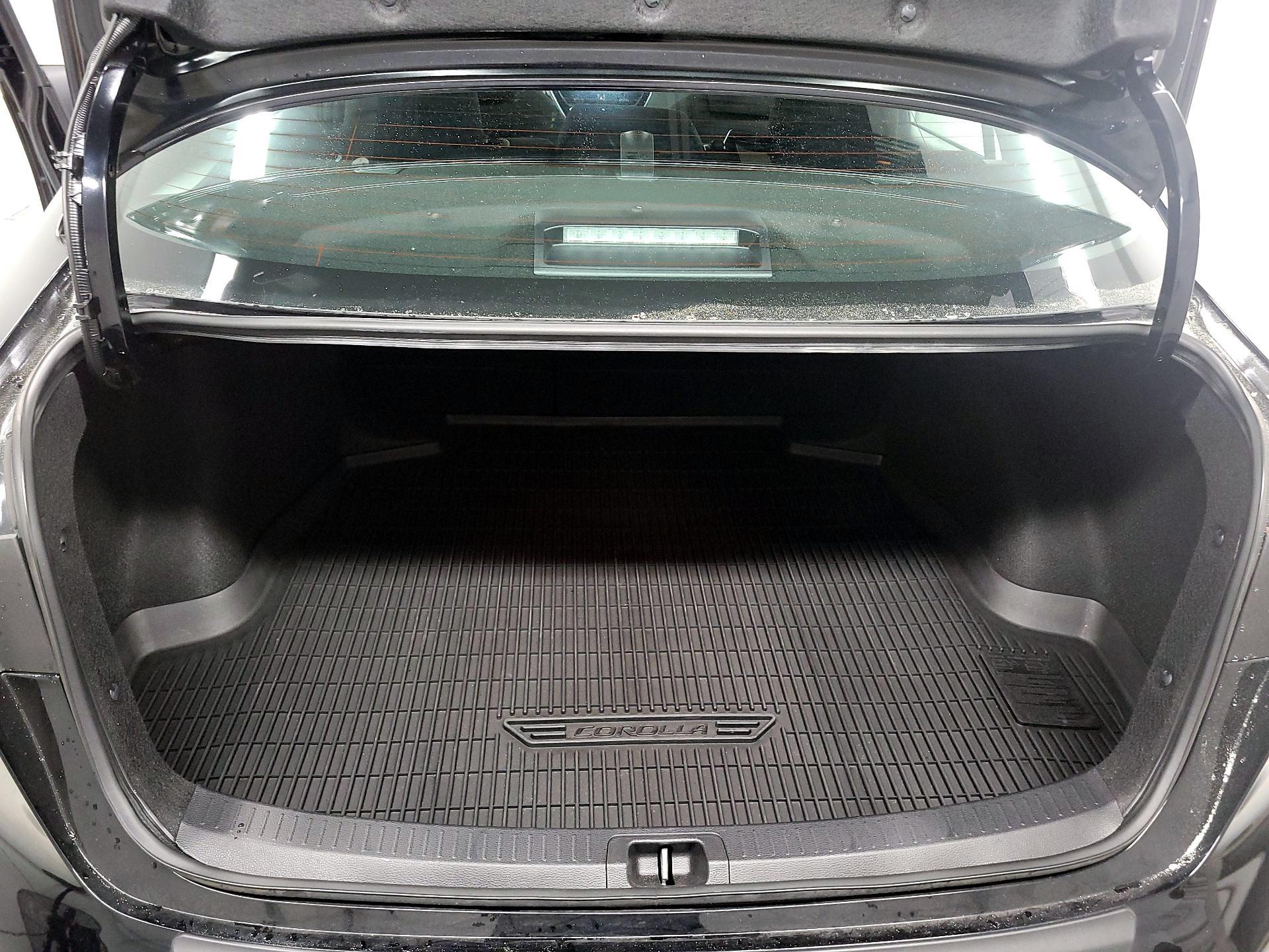 Thumbnail: 2024 Toyota Corolla - 18