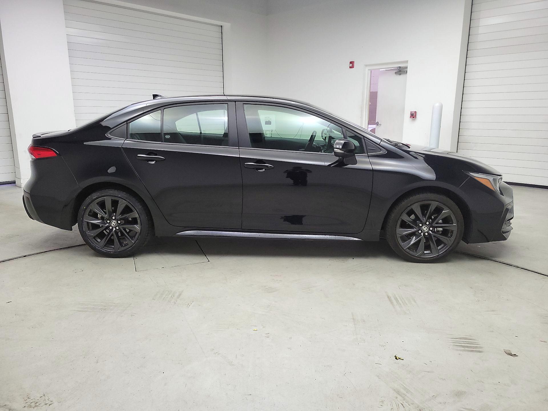 Thumbnail: 2024 Toyota Corolla - 4