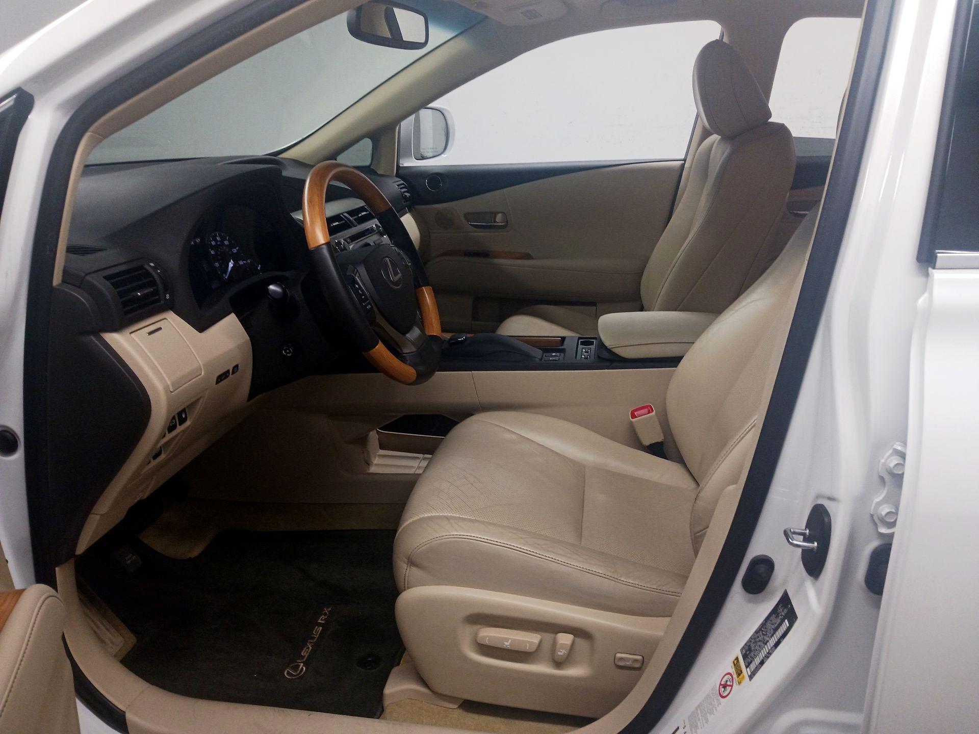 Thumbnail: 2014 Lexus RX - 9