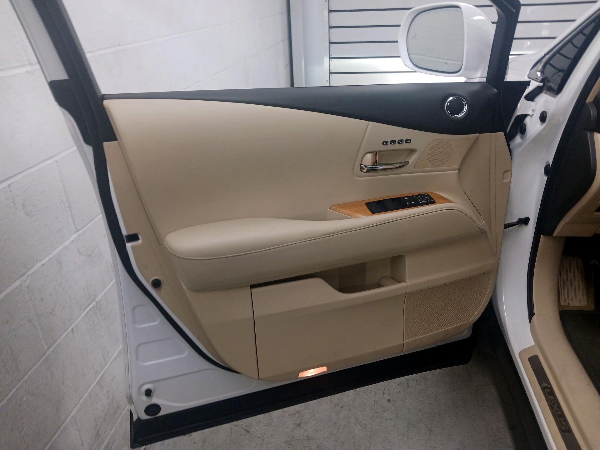 Thumbnail: 2014 Lexus RX - 10