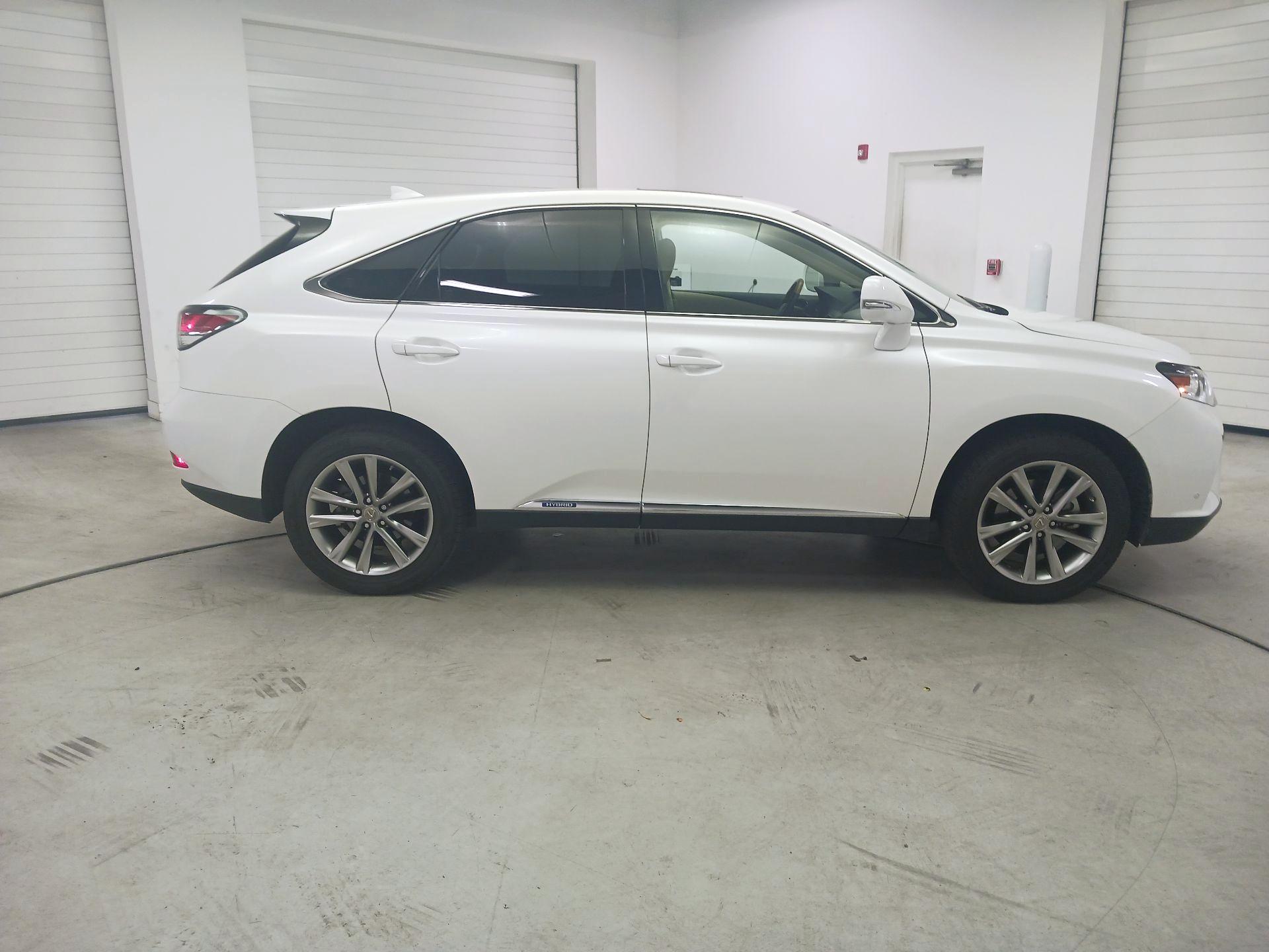 Thumbnail: 2014 Lexus RX - 4