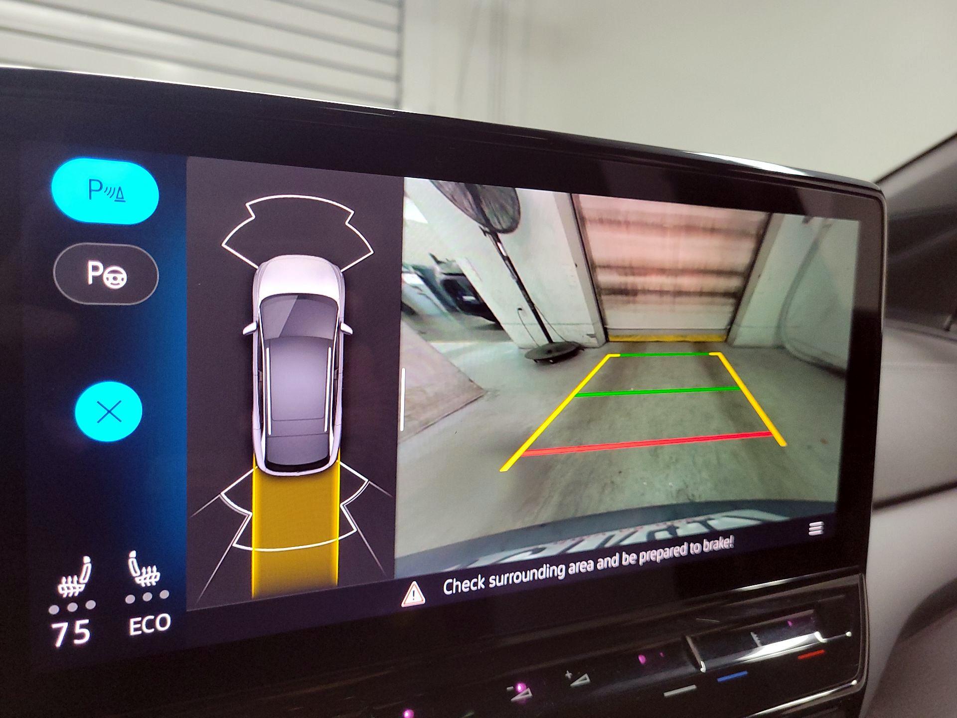 Thumbnail: 2023 Volkswagen ID.4 - 13