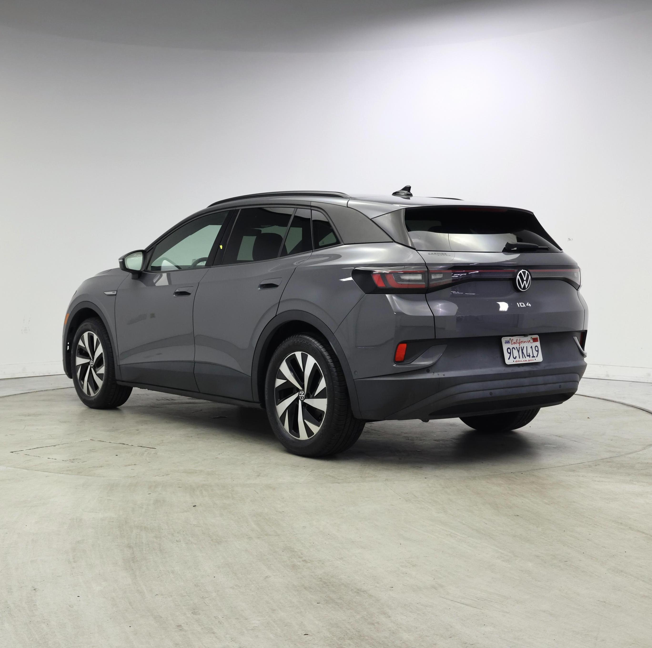 Thumbnail: 2023 Volkswagen ID.4 - 2