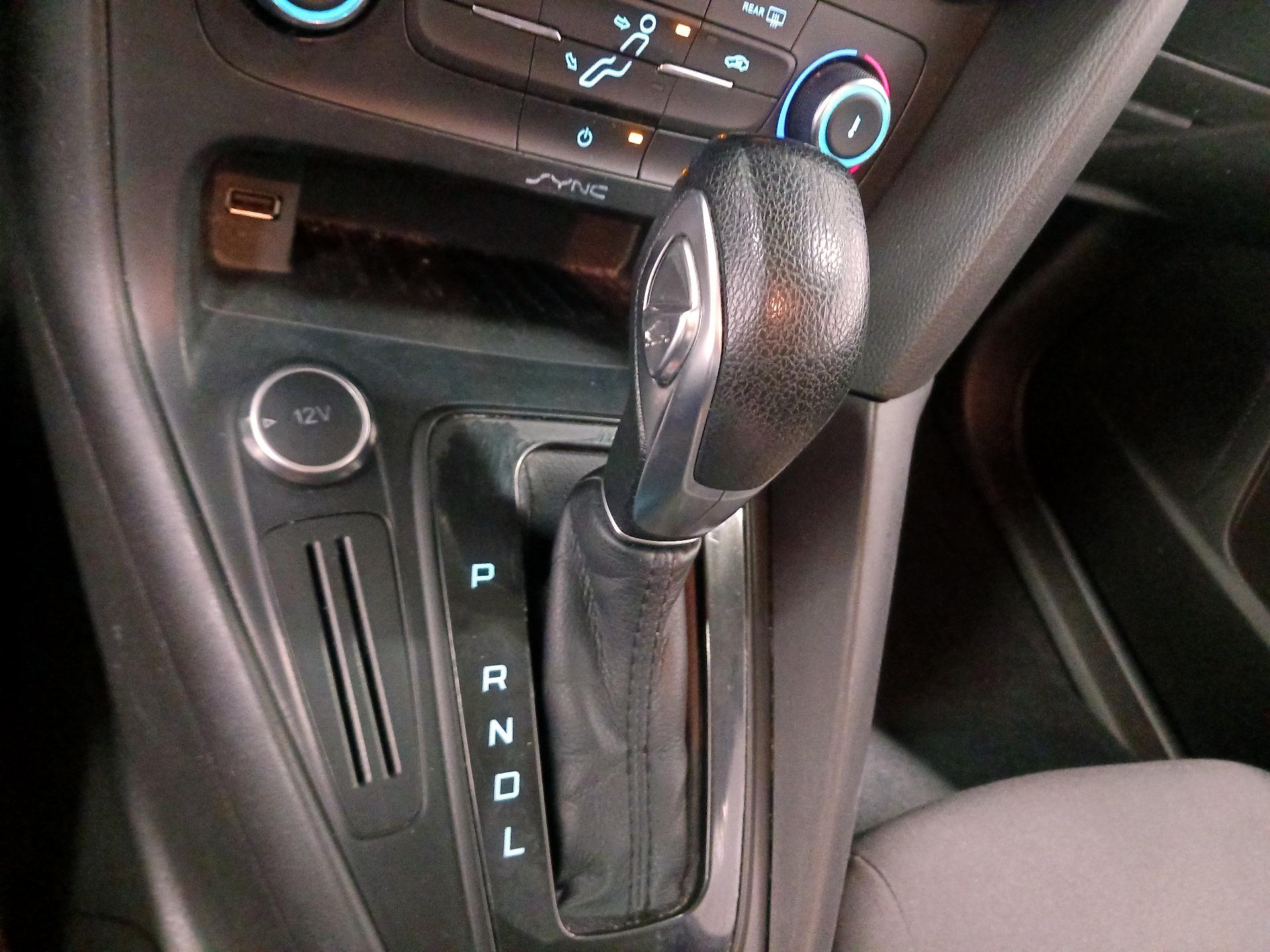 Thumbnail: 2017 Ford Focus - 14