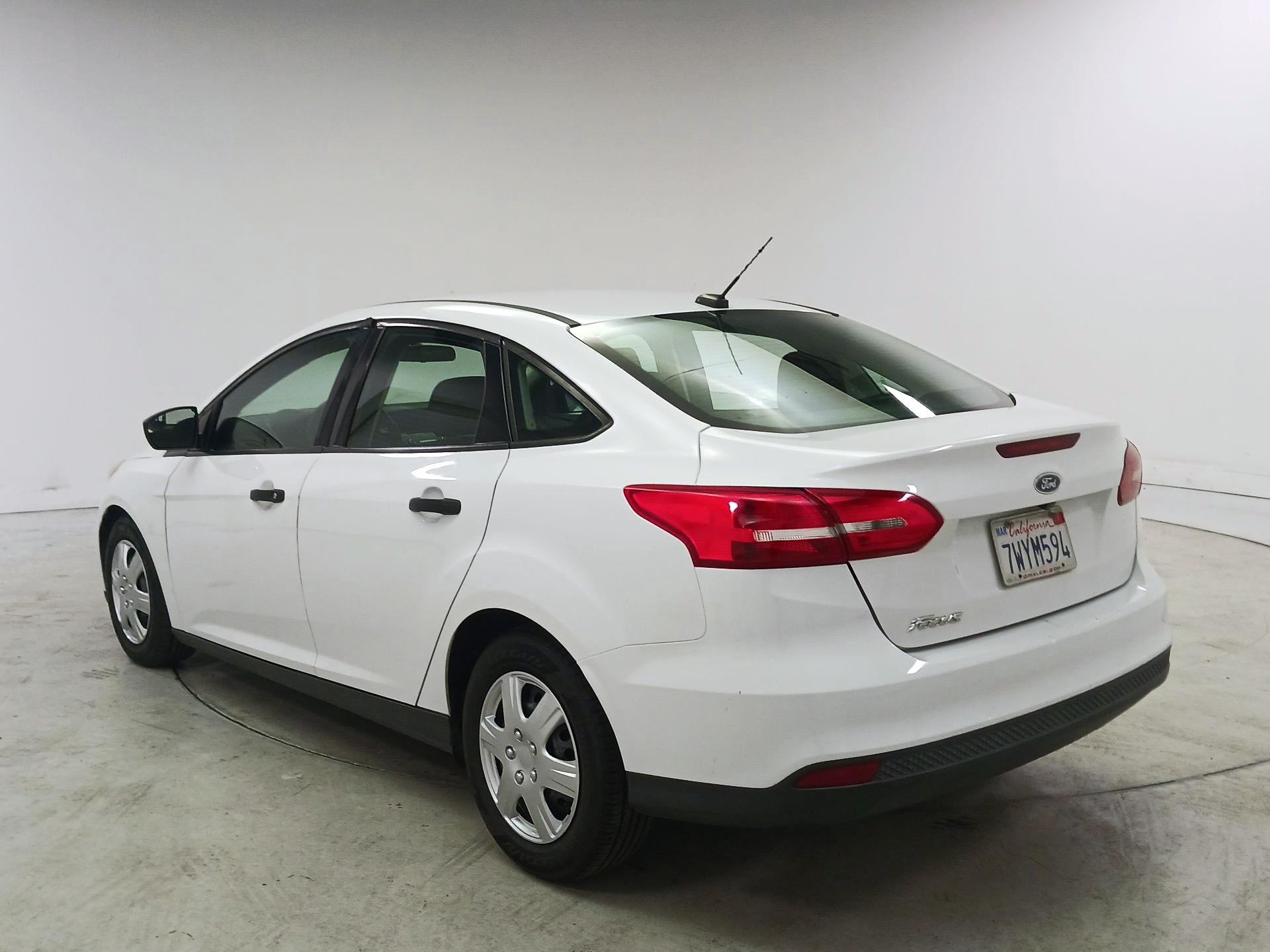 Thumbnail: 2017 Ford Focus - 7