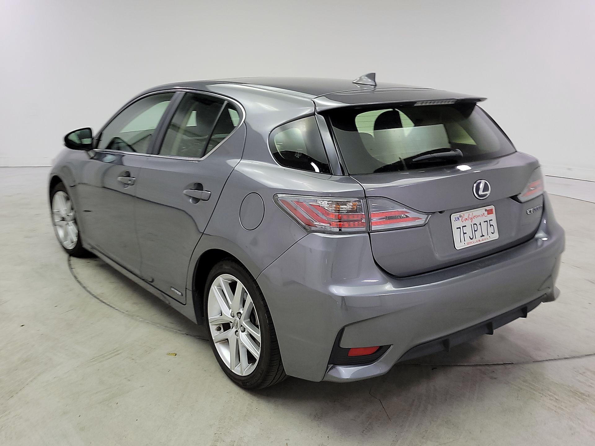 Thumbnail: 2014 Lexus CT - 7