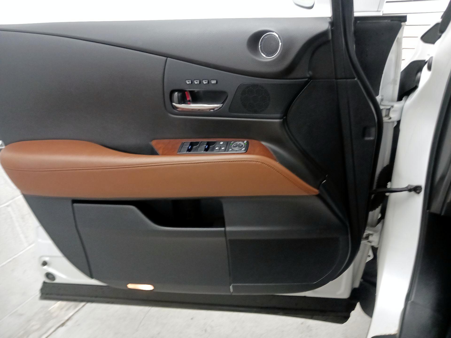 Thumbnail: 2014 Lexus RX - 10