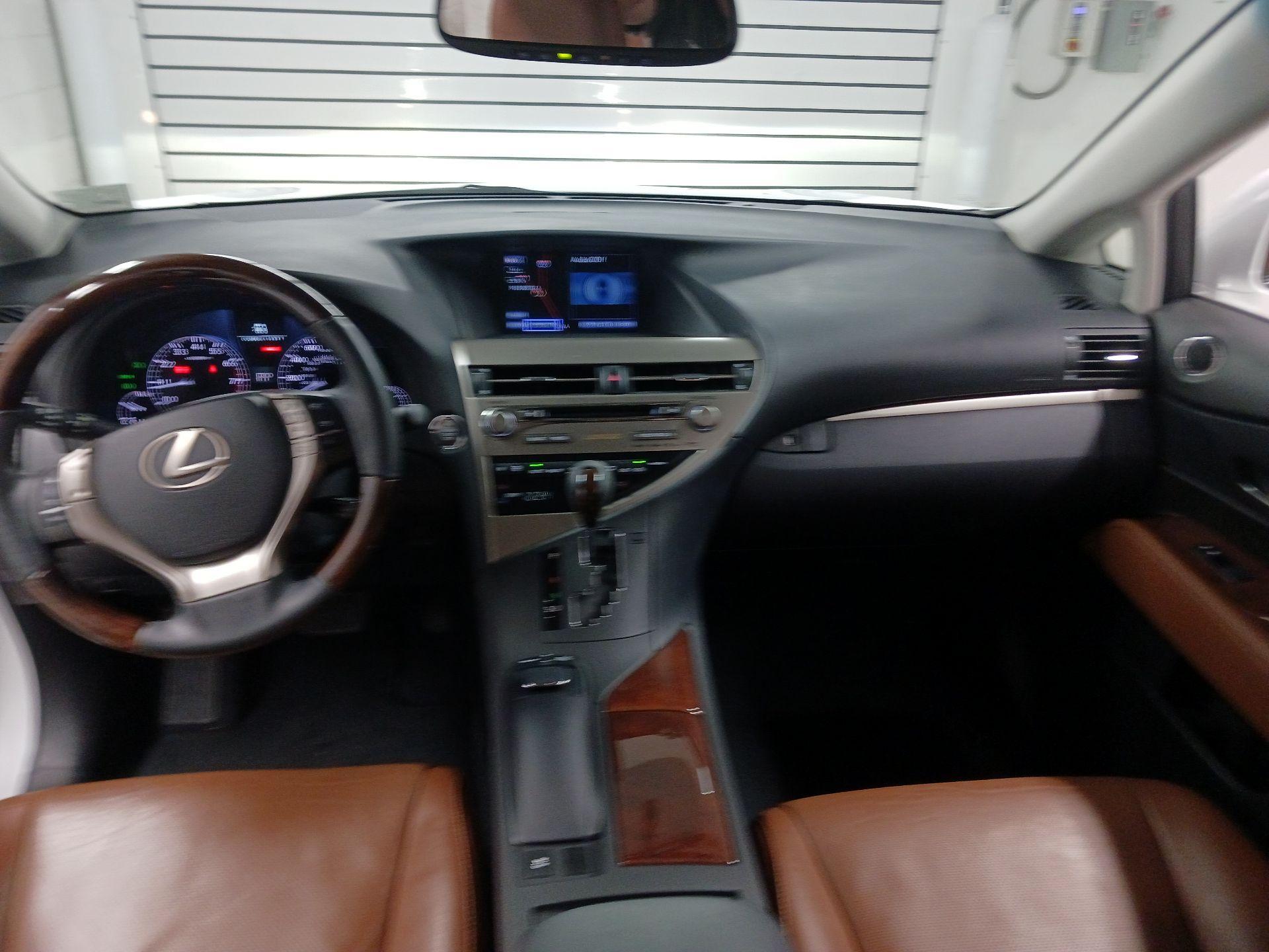 Thumbnail: 2014 Lexus RX - 8