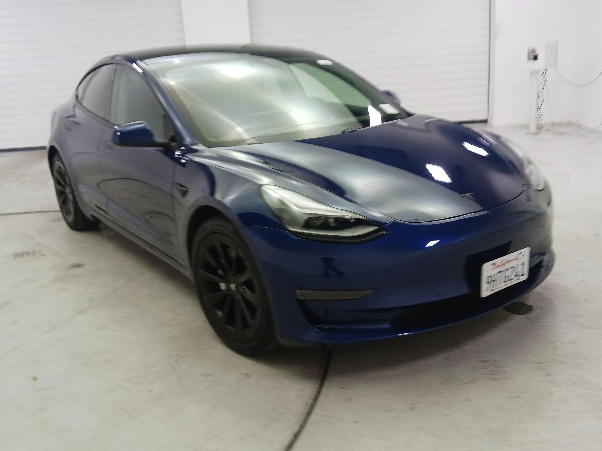 Thumbnail: 2021 Tesla Model 3 - 1