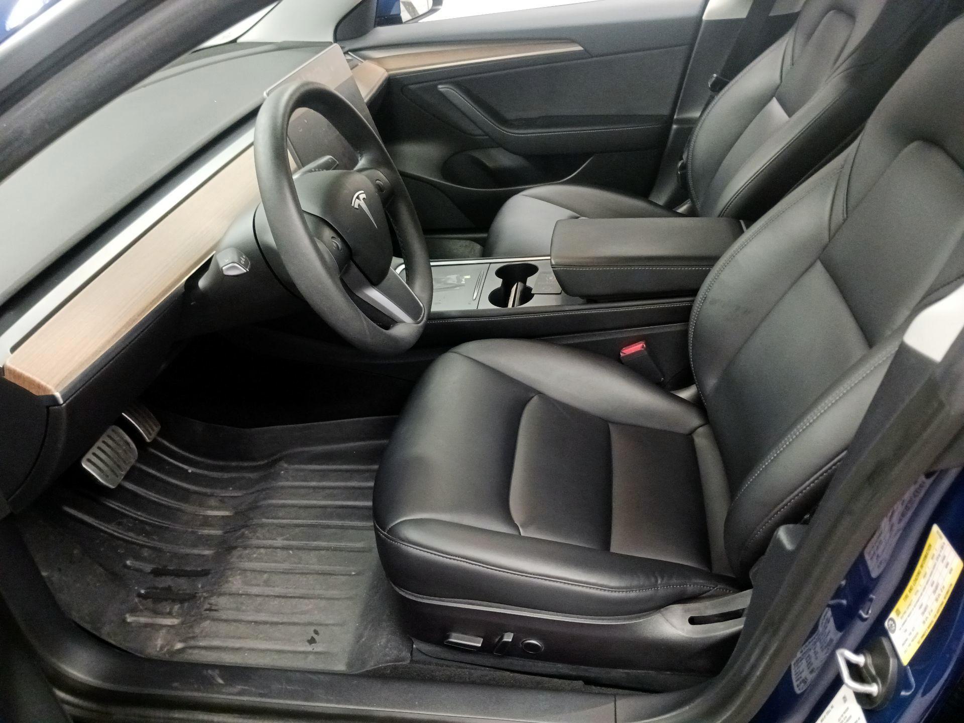 Thumbnail: 2021 Tesla Model 3 - 9