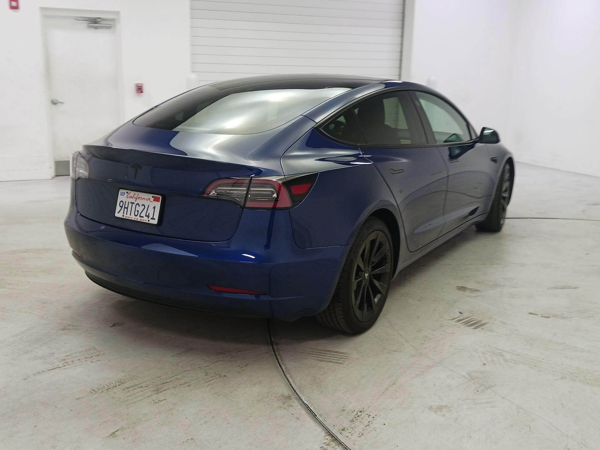 Thumbnail: 2021 Tesla Model 3 - 5