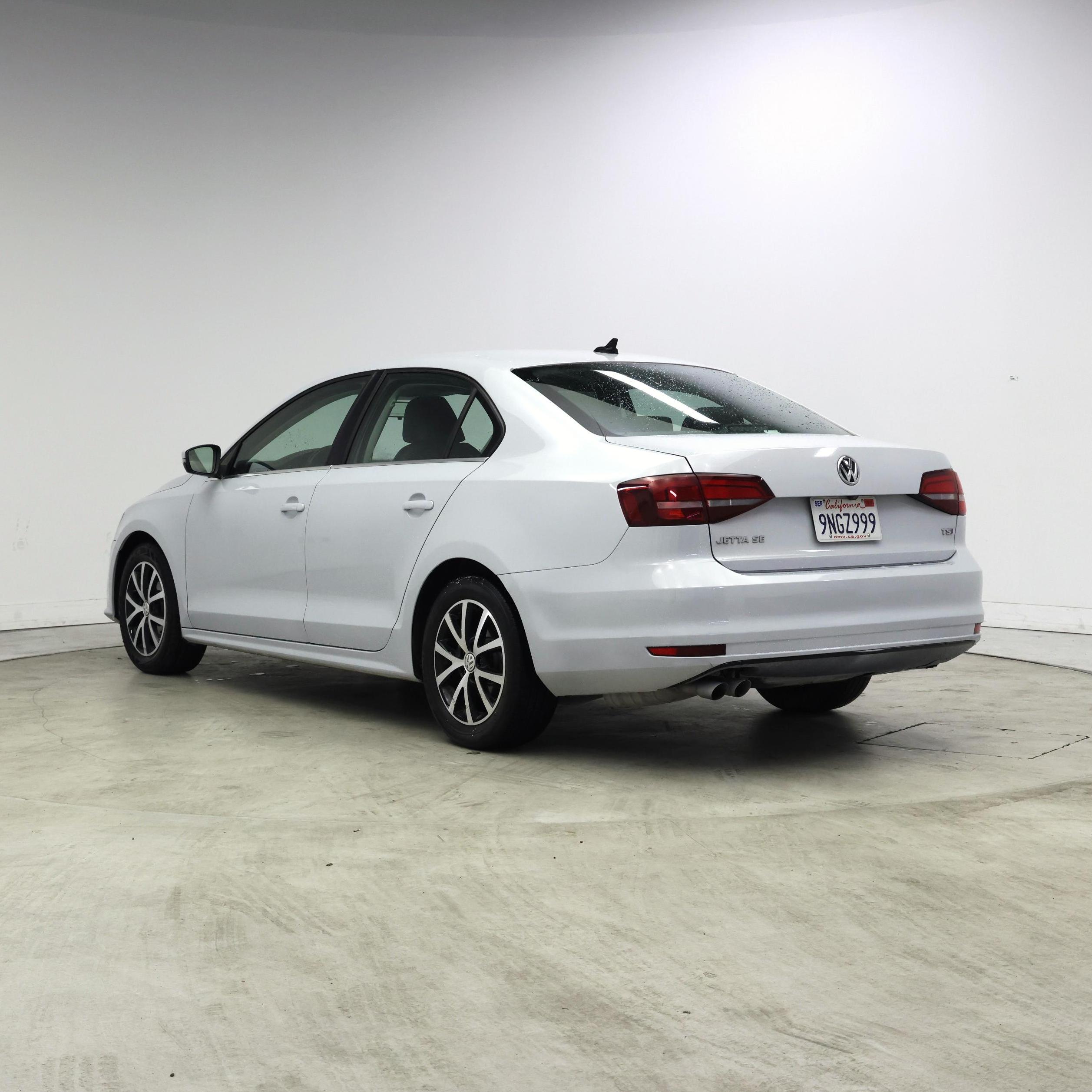 Thumbnail: 2018 Volkswagen Jetta - 2