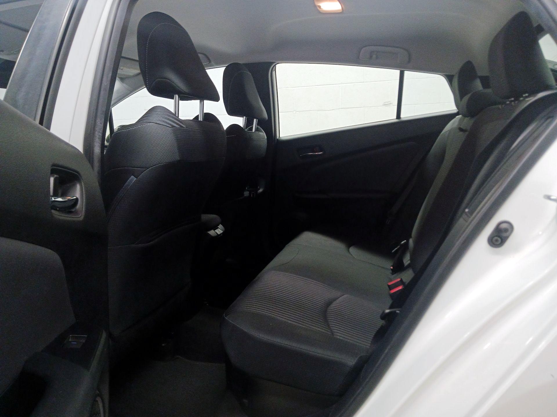 Thumbnail: 2021 Toyota Prius Prime - 19