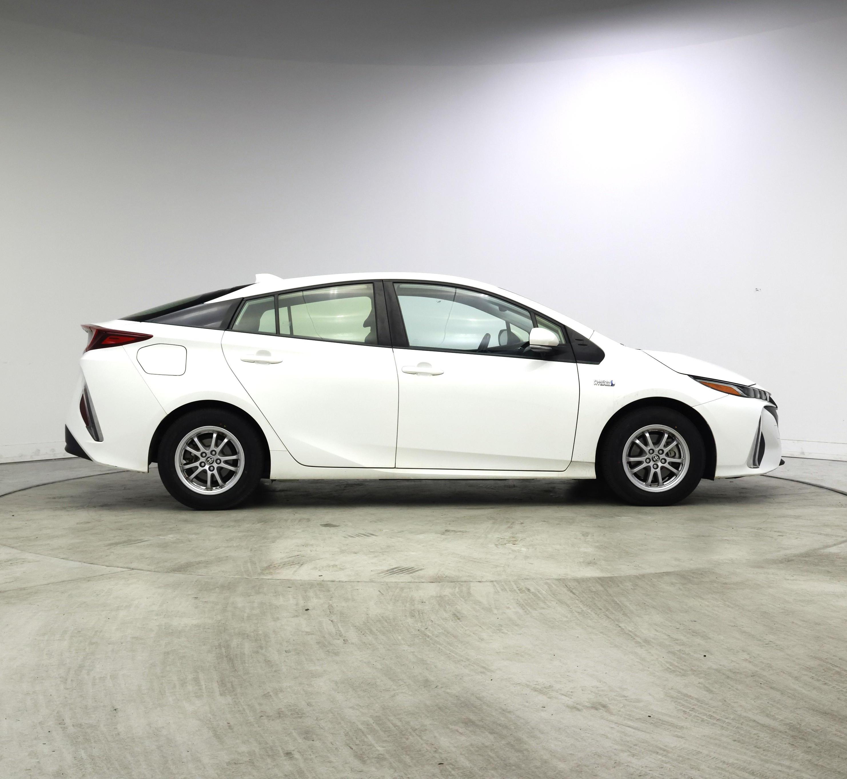 Thumbnail: 2021 Toyota Prius Prime - 7