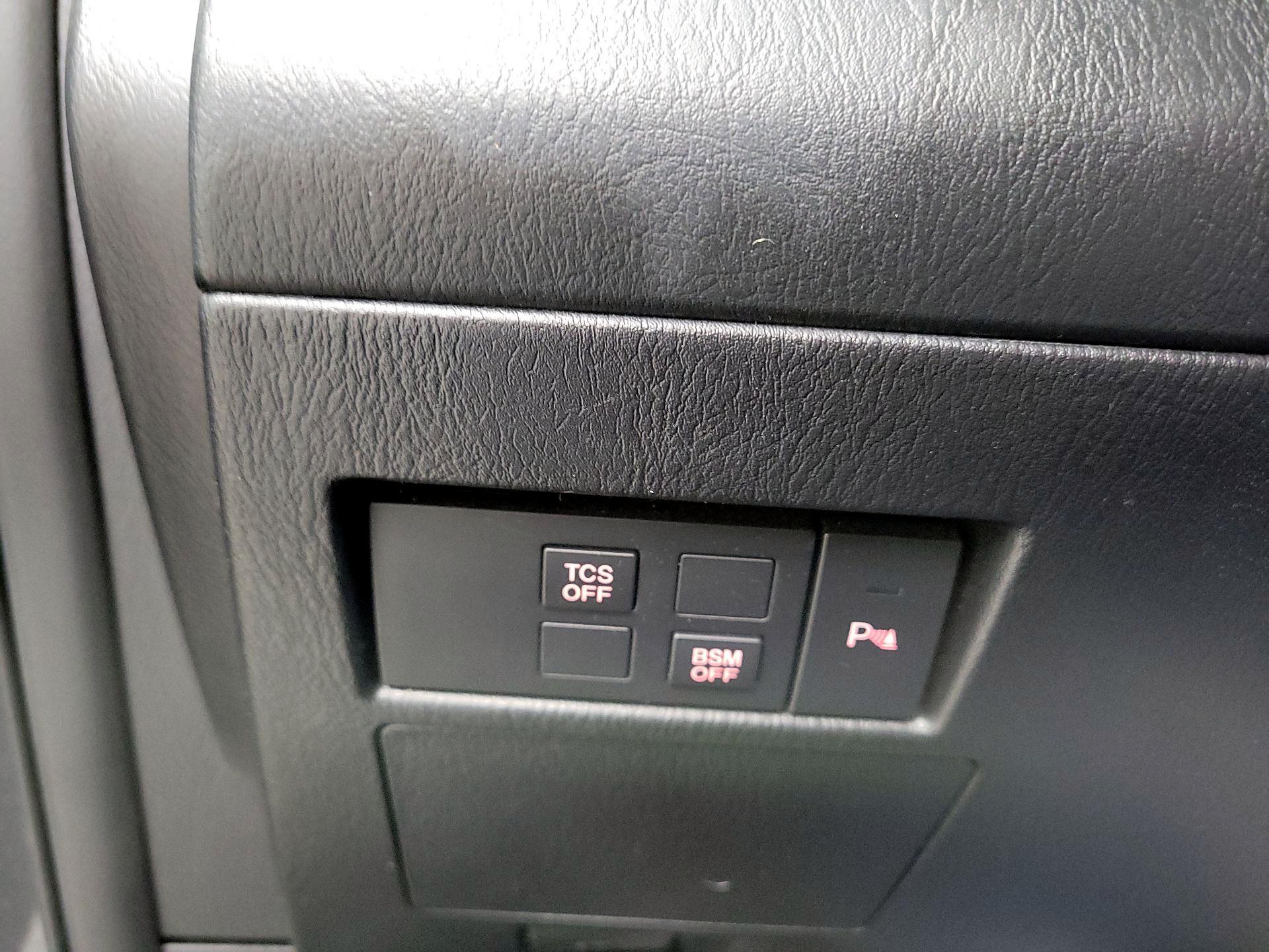 Thumbnail: 2015 Mazda CX-9 - 13