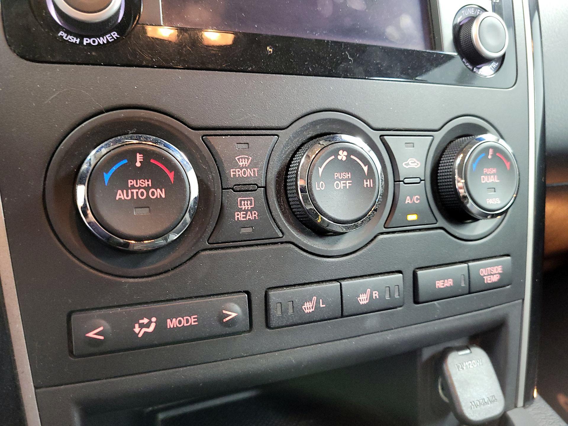 Thumbnail: 2015 Mazda CX-9 - 16