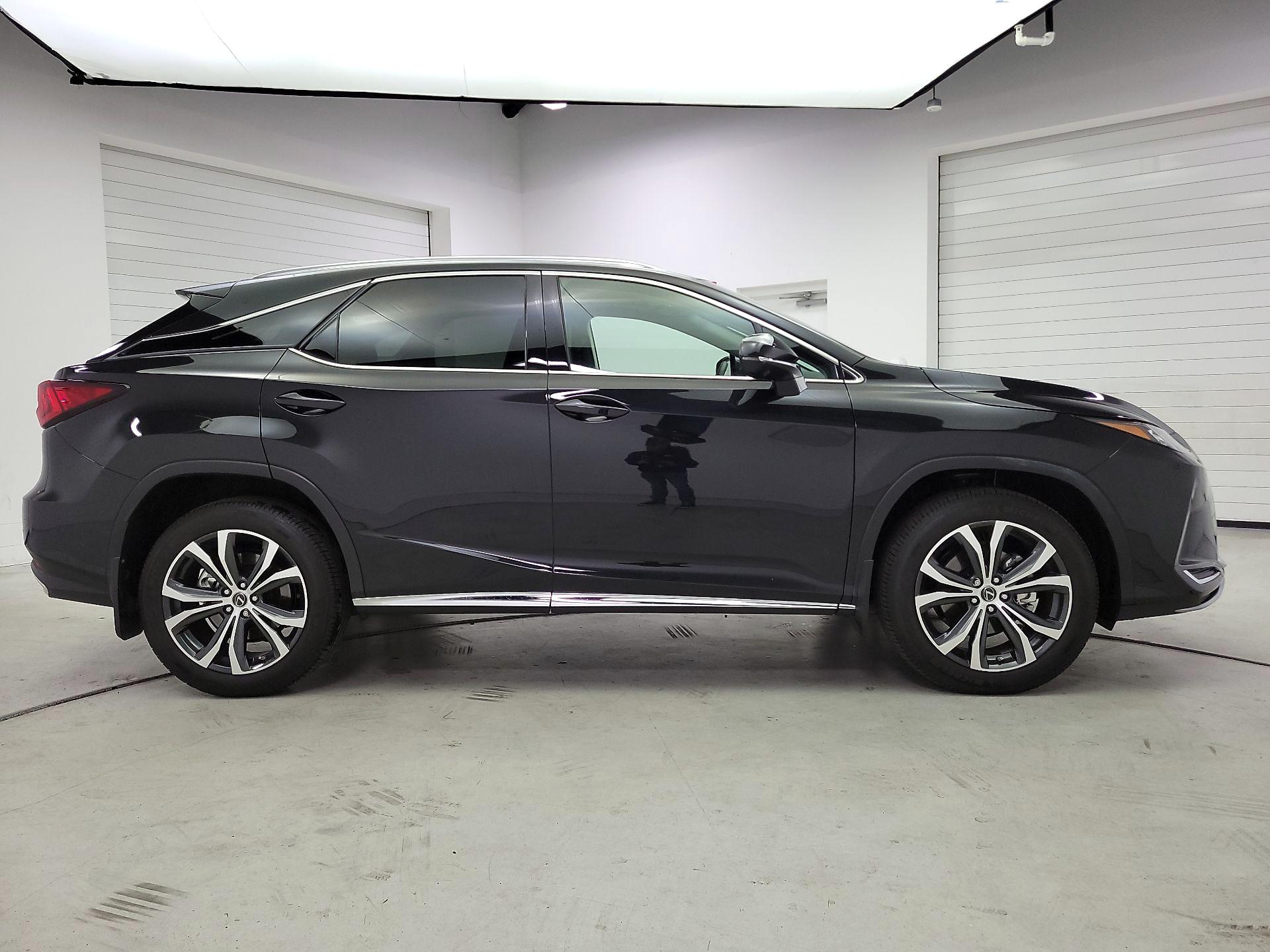 Thumbnail: 2021 Lexus RX - 4