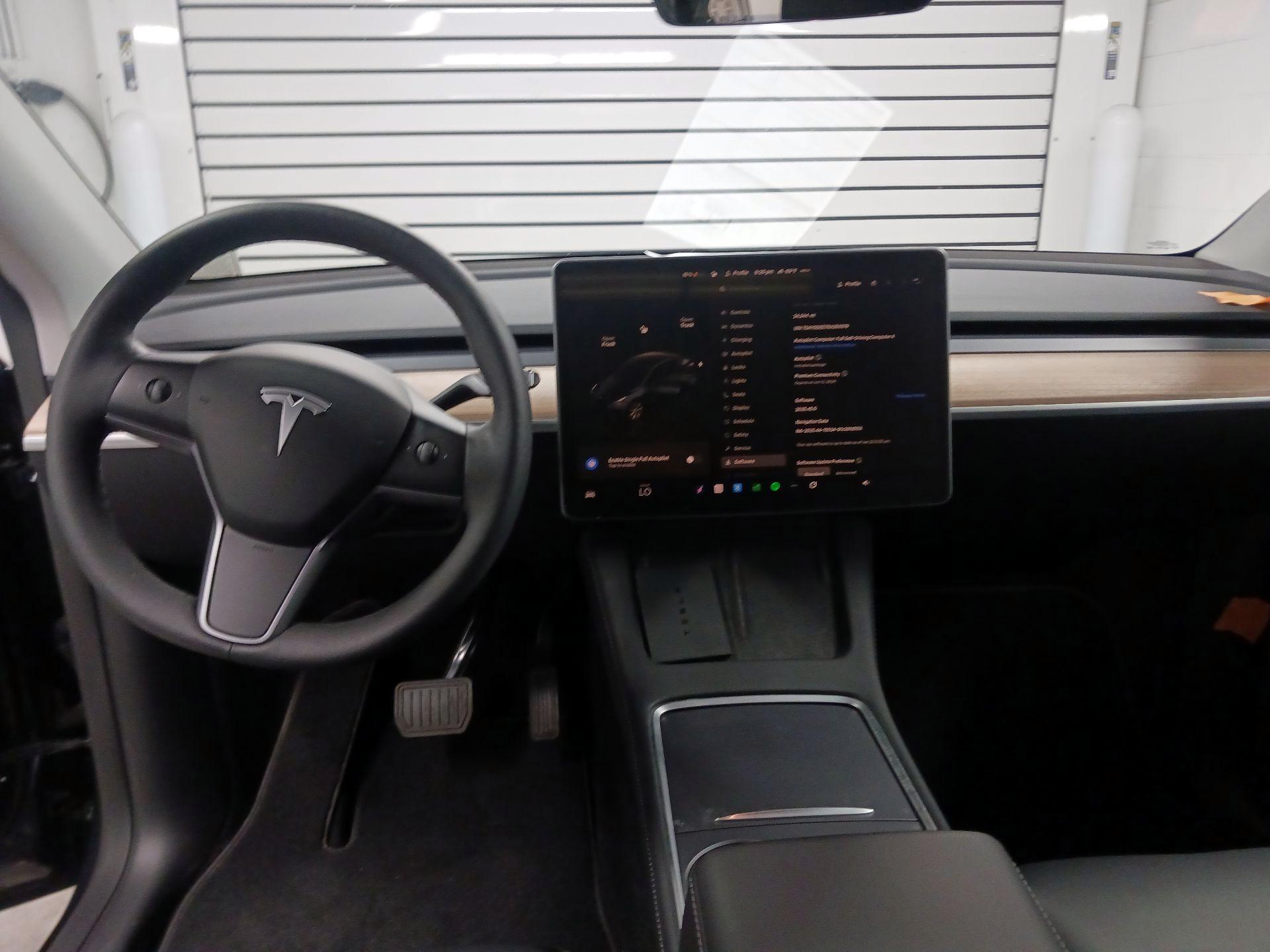 Thumbnail: 2024 Tesla Model Y - 9