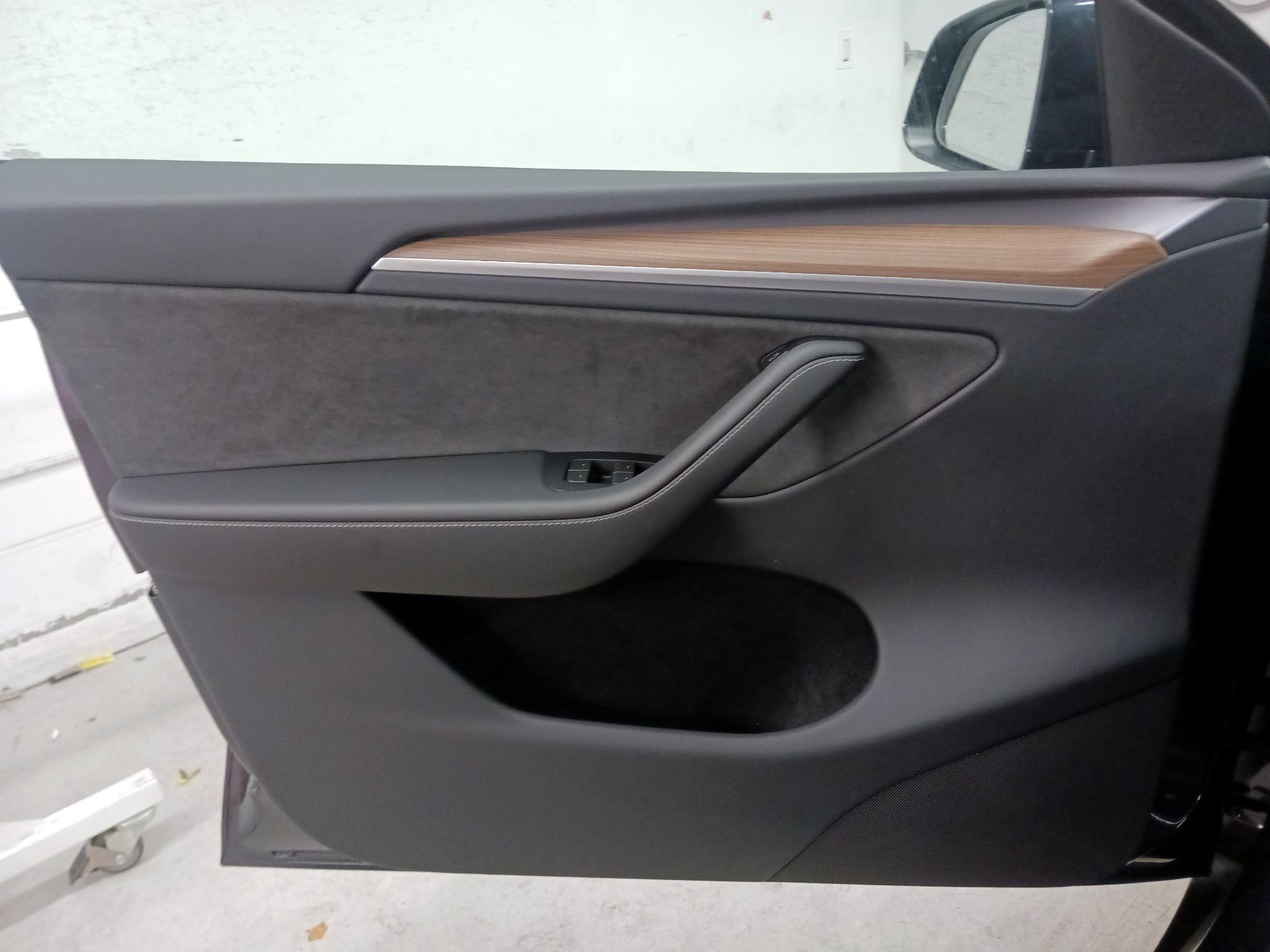 Thumbnail: 2024 Tesla Model Y - 12