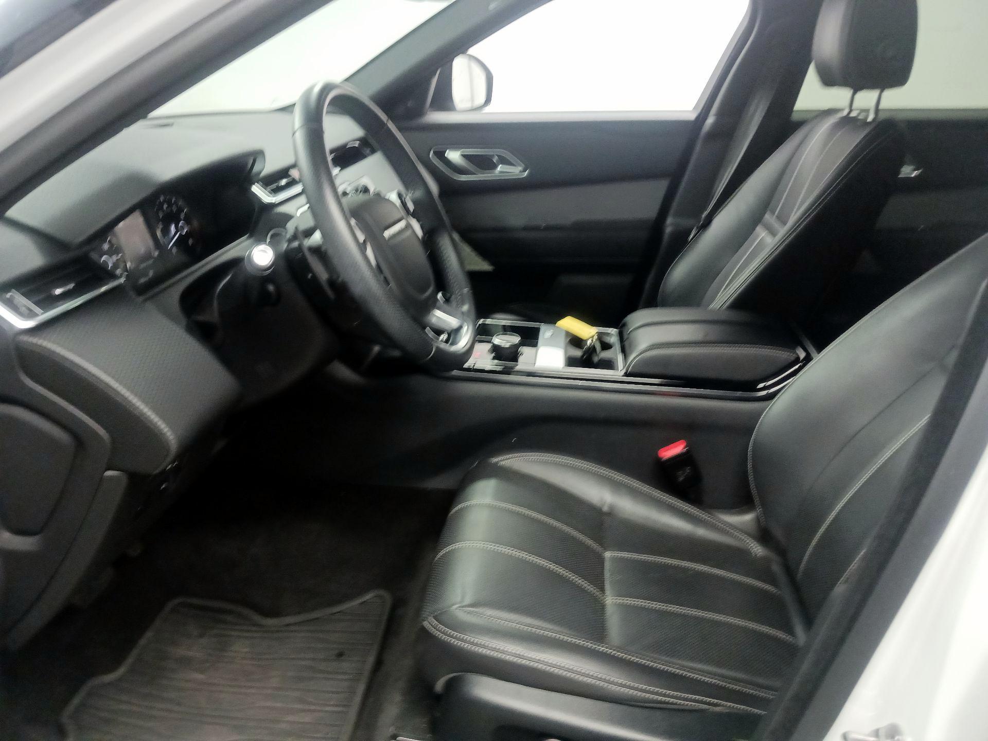 Thumbnail: 2020 Land Rover Range Rover Velar - 9