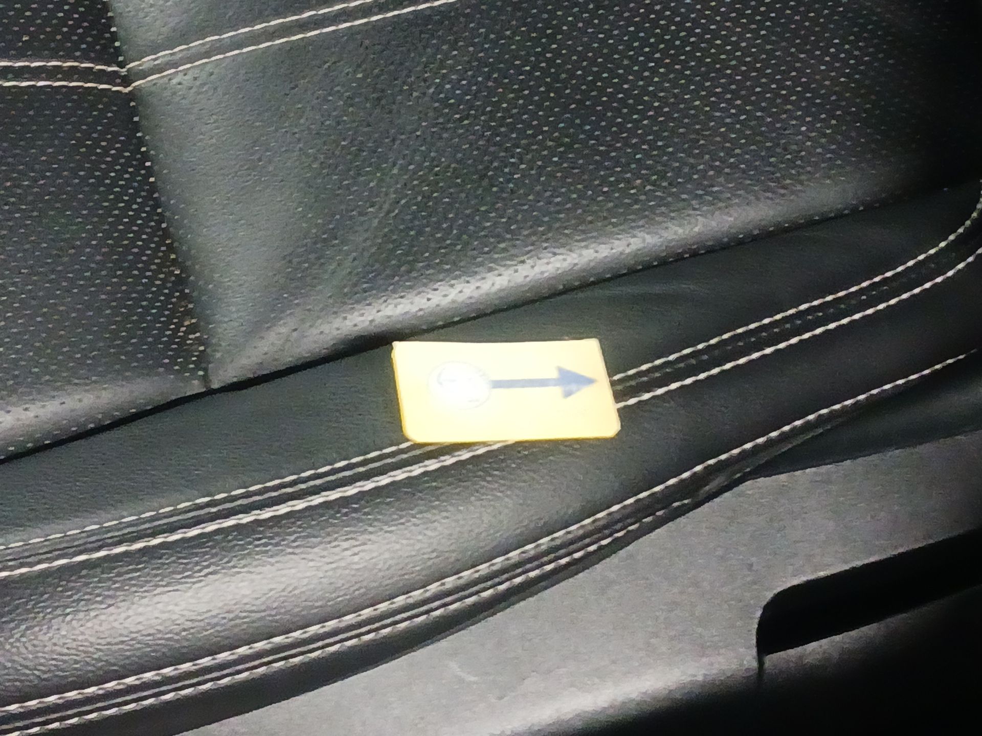 Thumbnail: 2020 Land Rover Range Rover Velar - 19