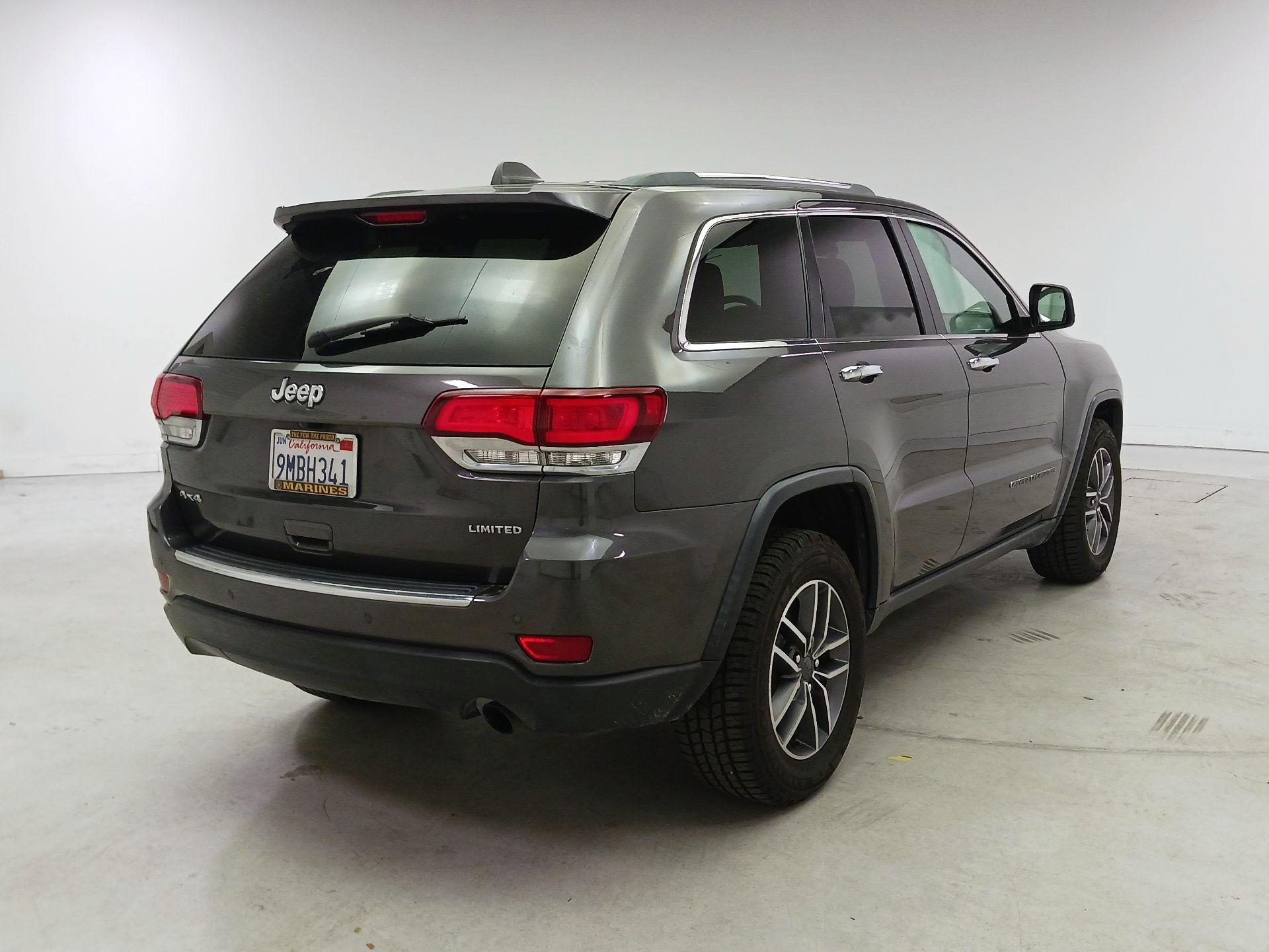 Thumbnail: 2020 Jeep Grand Cherokee - 5