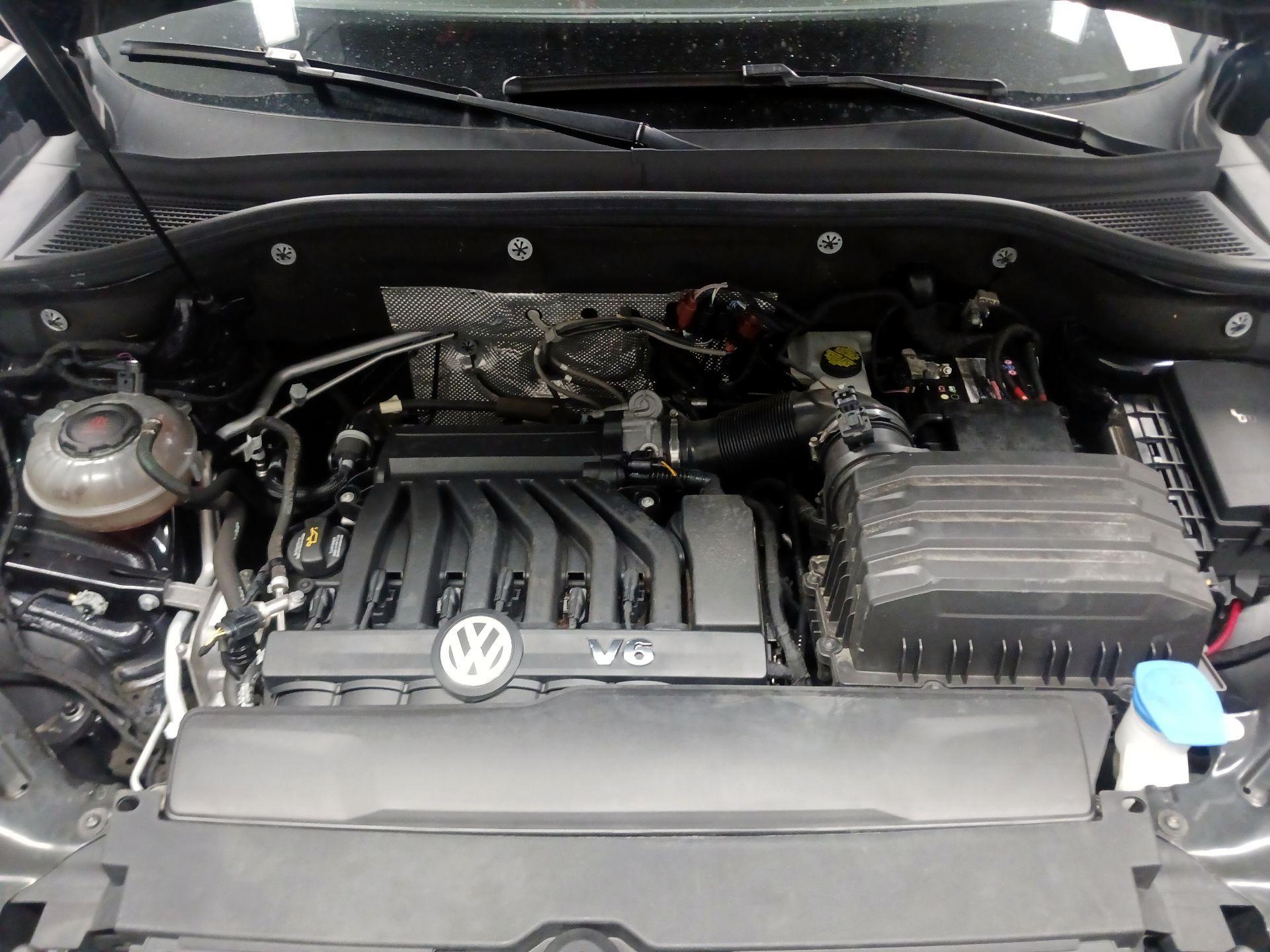 Thumbnail: 2021 Volkswagen Atlas - 17