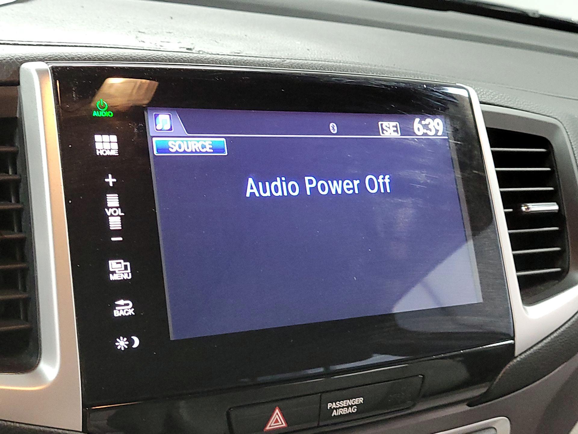 Thumbnail: 2016 Honda Pilot - 12