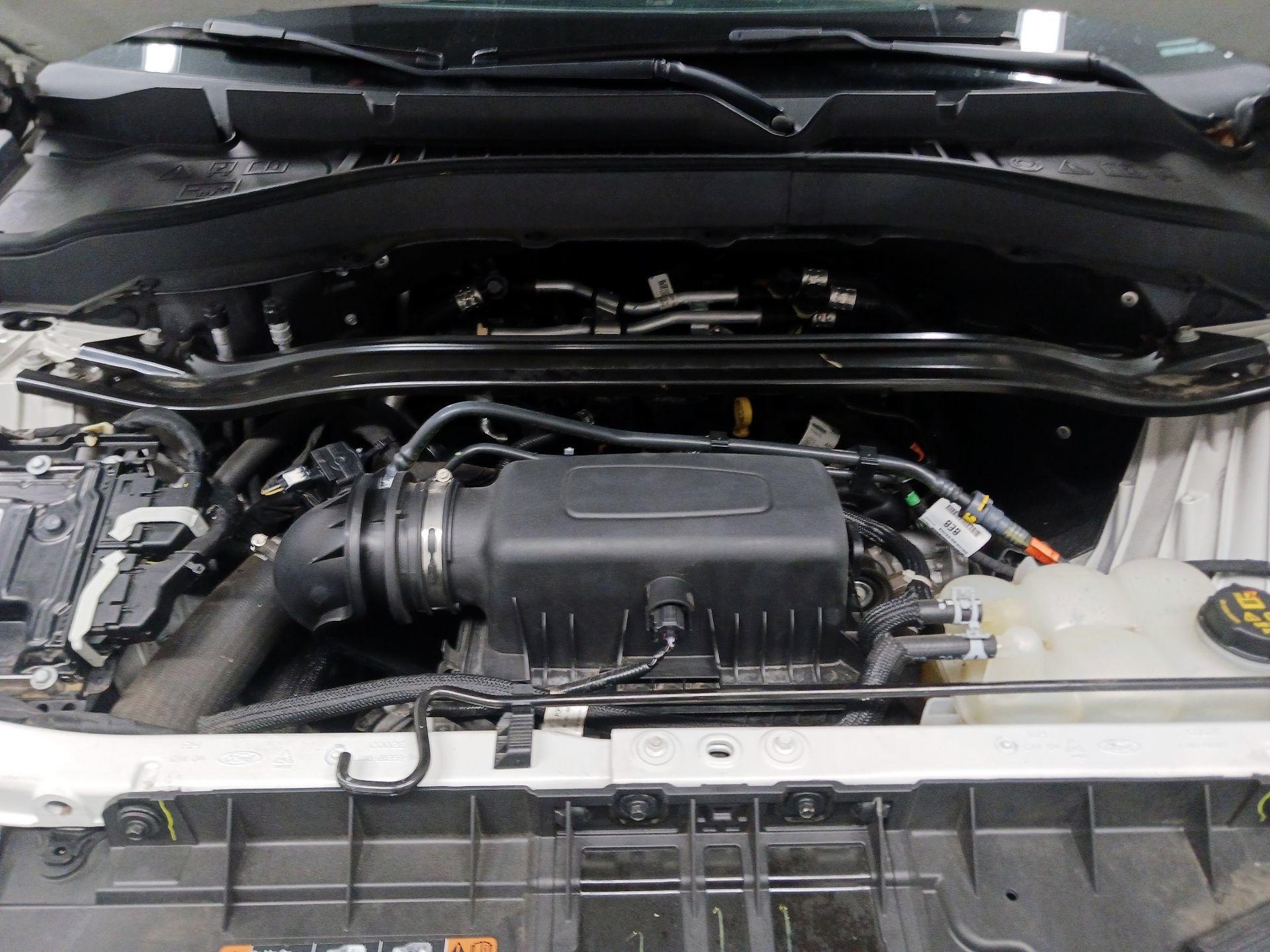 Thumbnail: 2021 Ford Explorer - 15