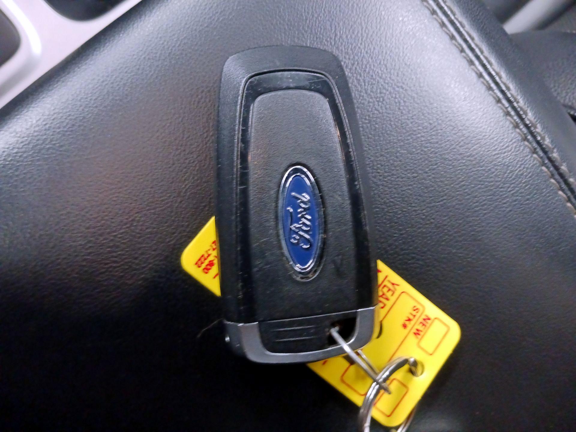 Thumbnail: 2021 Ford Explorer - 16