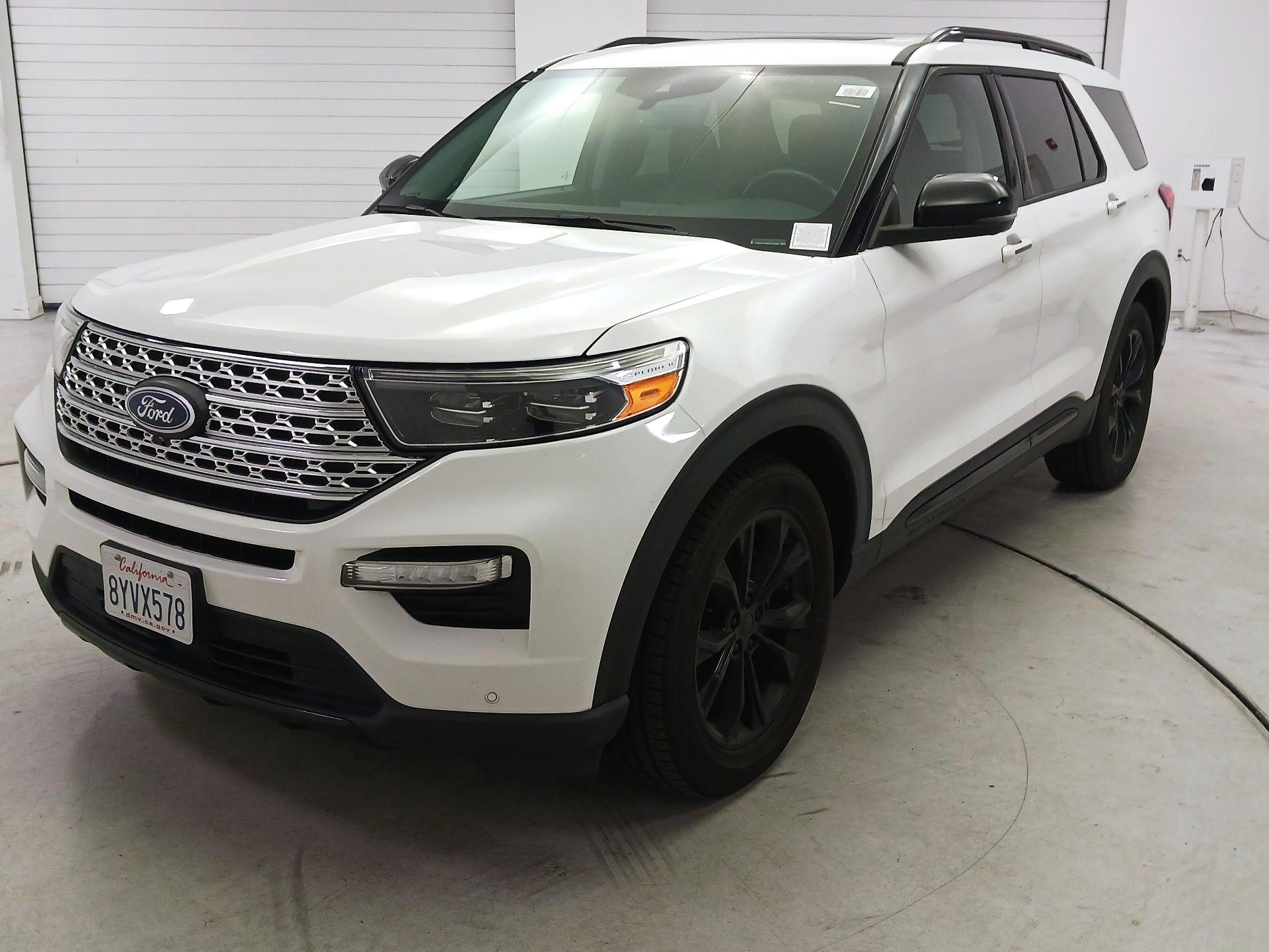 Thumbnail: 2021 Ford Explorer - 3