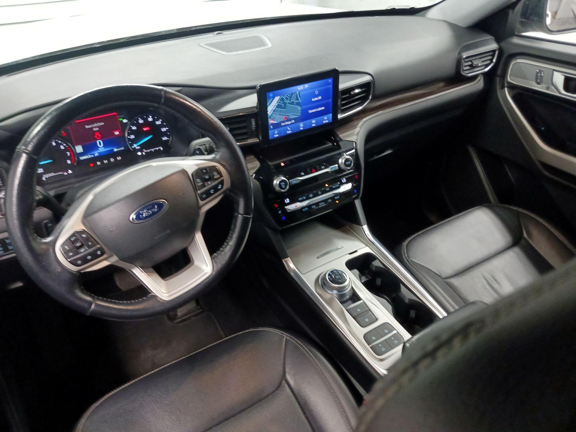 Thumbnail: 2021 Ford Explorer - 8