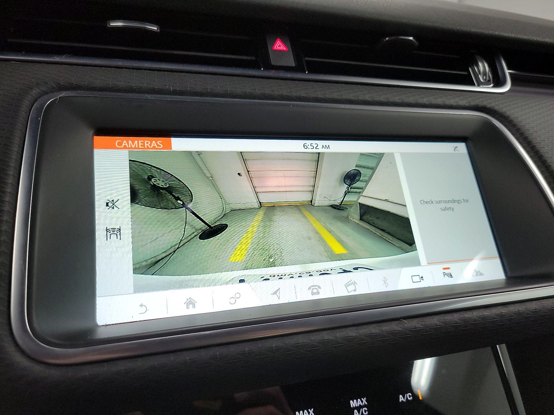 Thumbnail: 2020 Land Rover Range Rover Evoque - 13