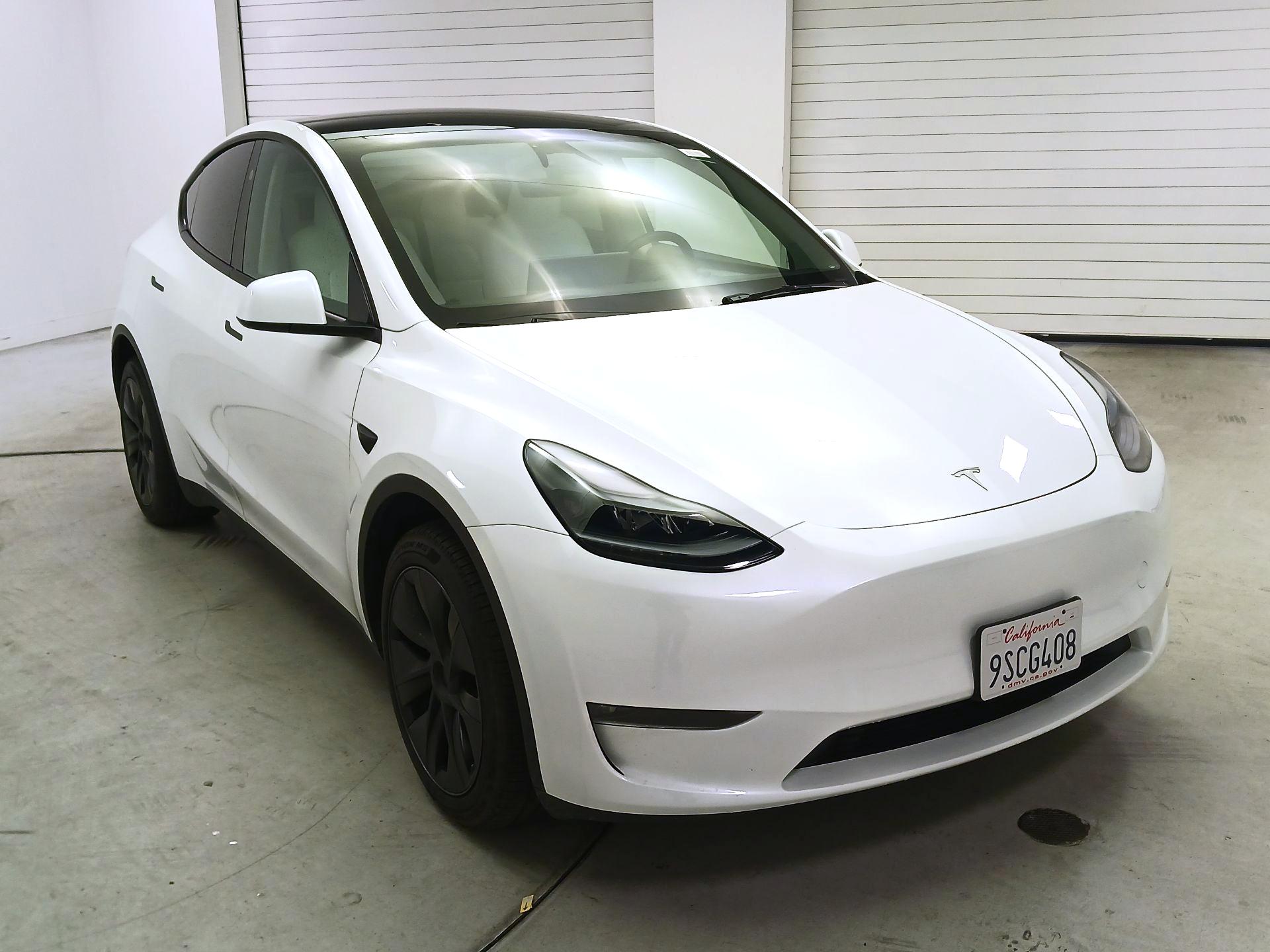 Thumbnail: 2025 Tesla Model Y - 1