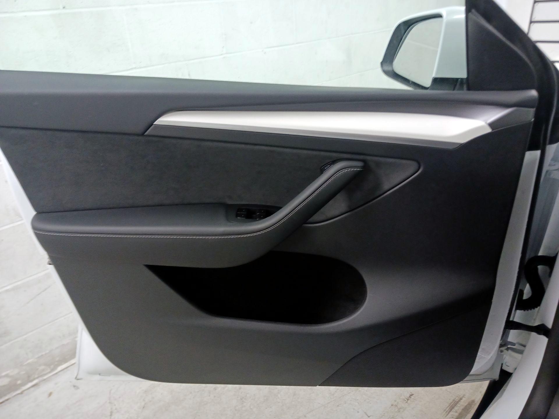 Thumbnail: 2025 Tesla Model Y - 10