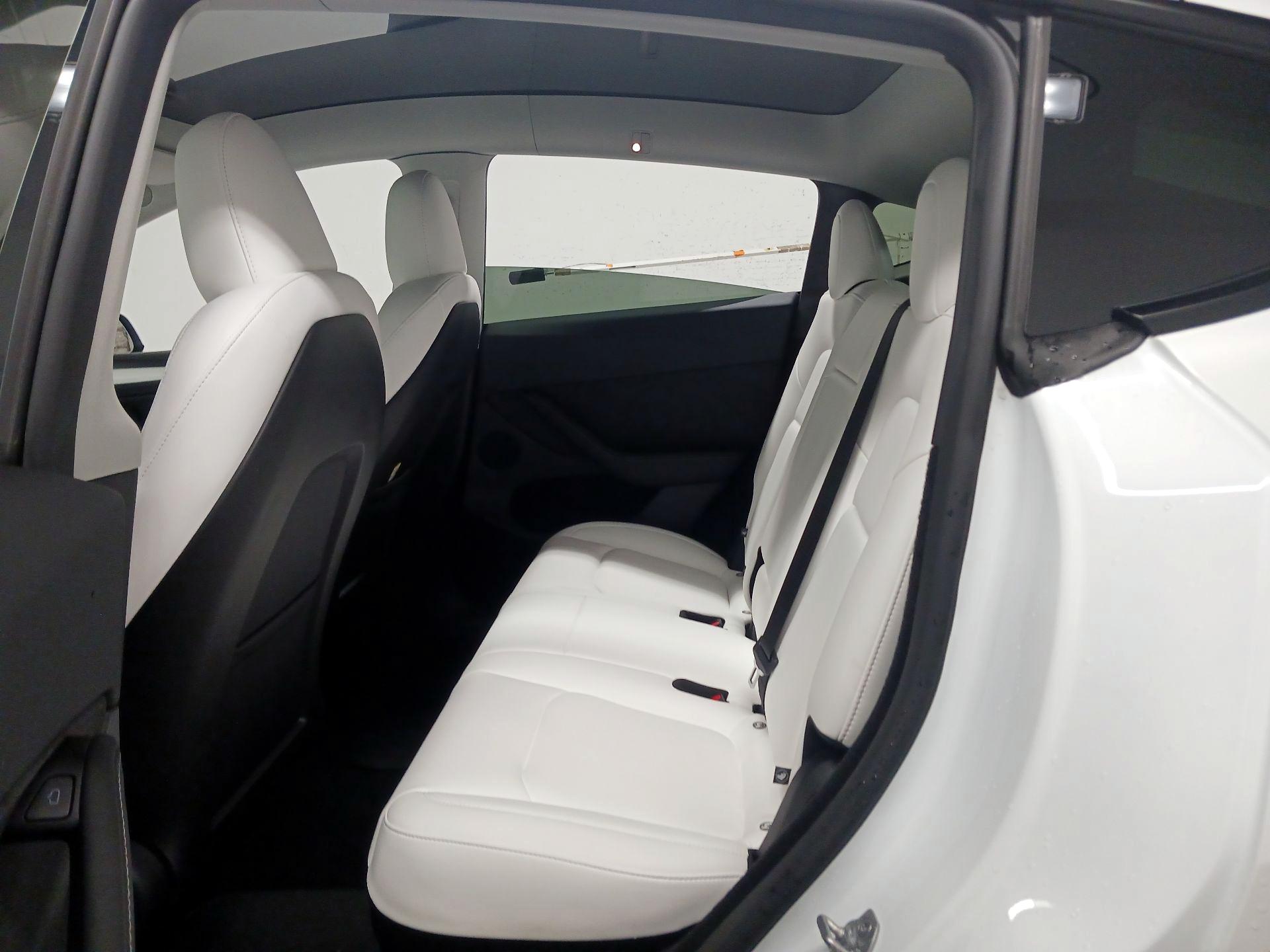 Thumbnail: 2025 Tesla Model Y - 18