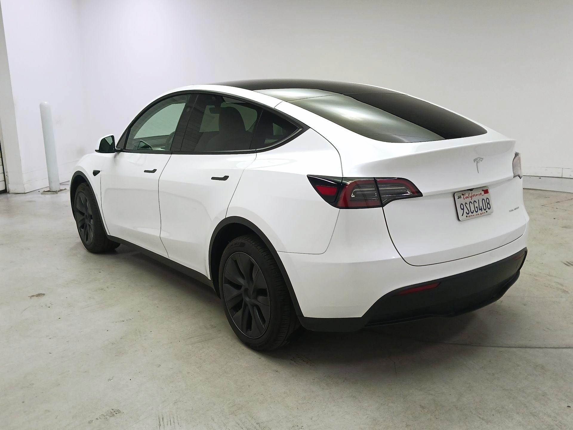 Thumbnail: 2025 Tesla Model Y - 7