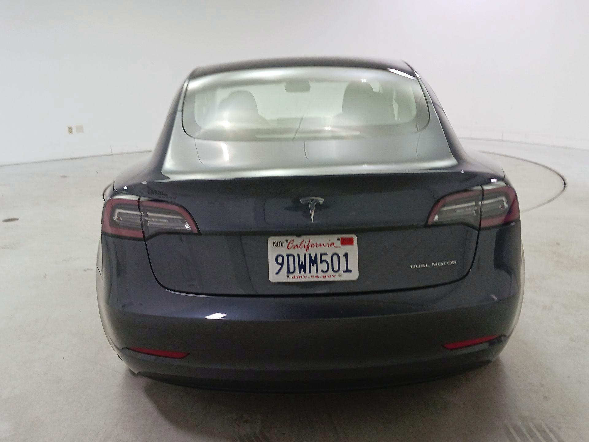 Thumbnail: 2023 Tesla Model 3 - 6