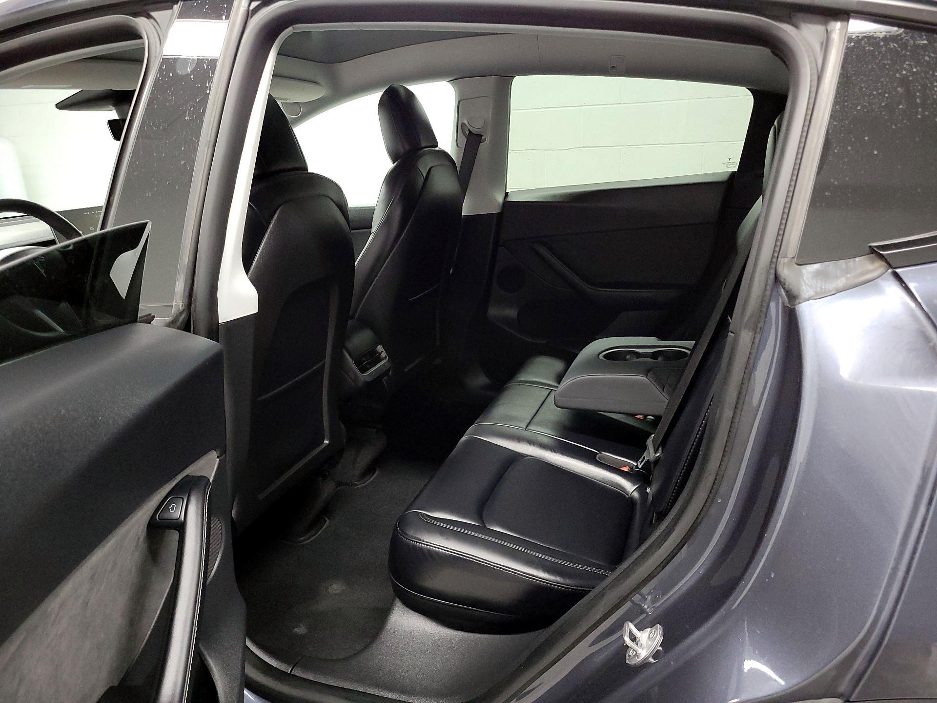 Thumbnail: 2021 Tesla Model Y - 17