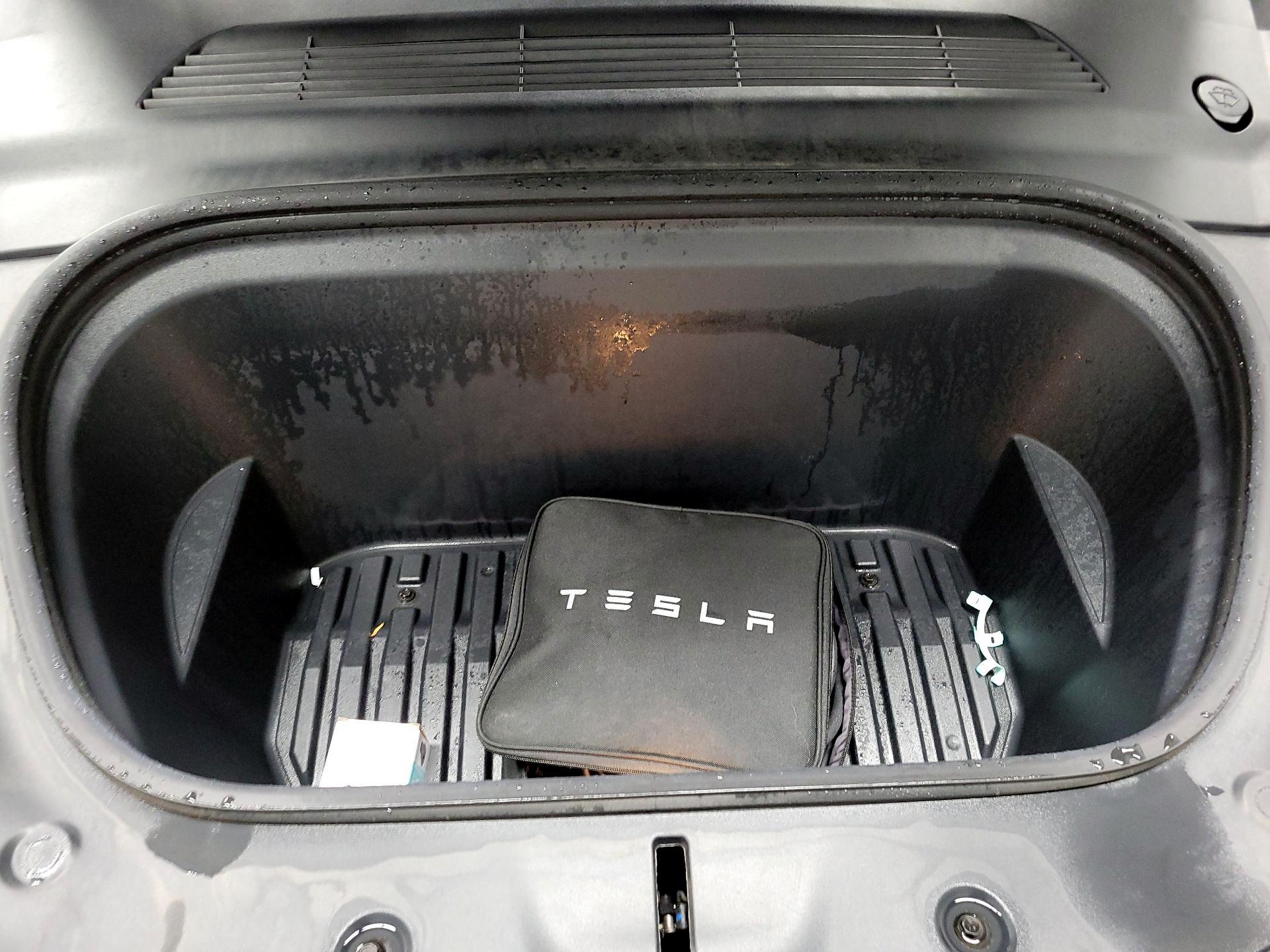 Thumbnail: 2021 Tesla Model Y - 19