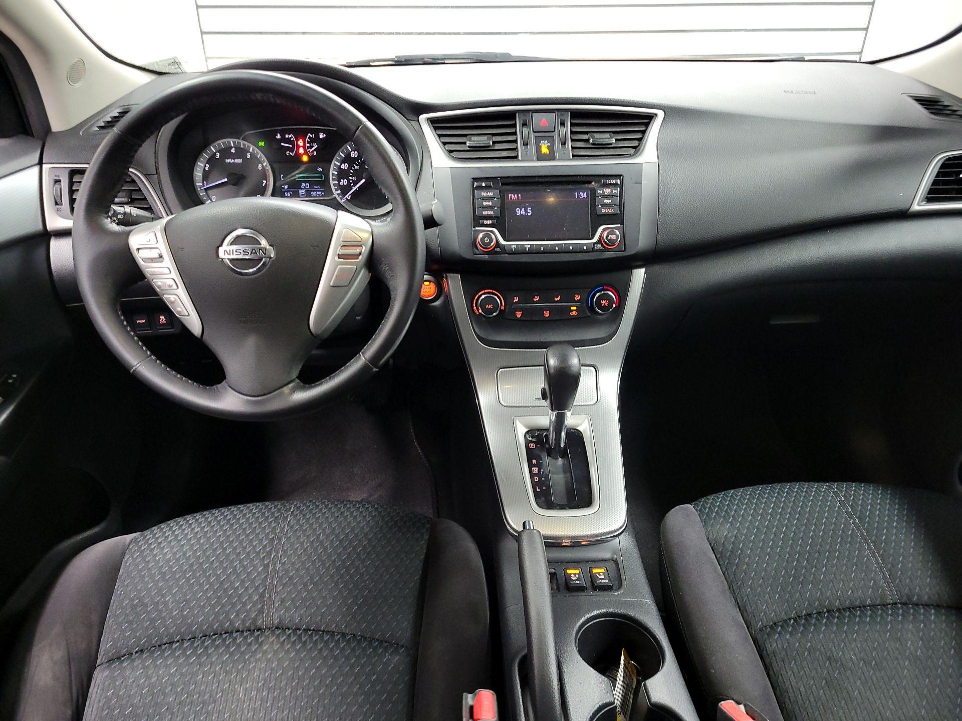Thumbnail: 2015 Nissan Sentra - 9