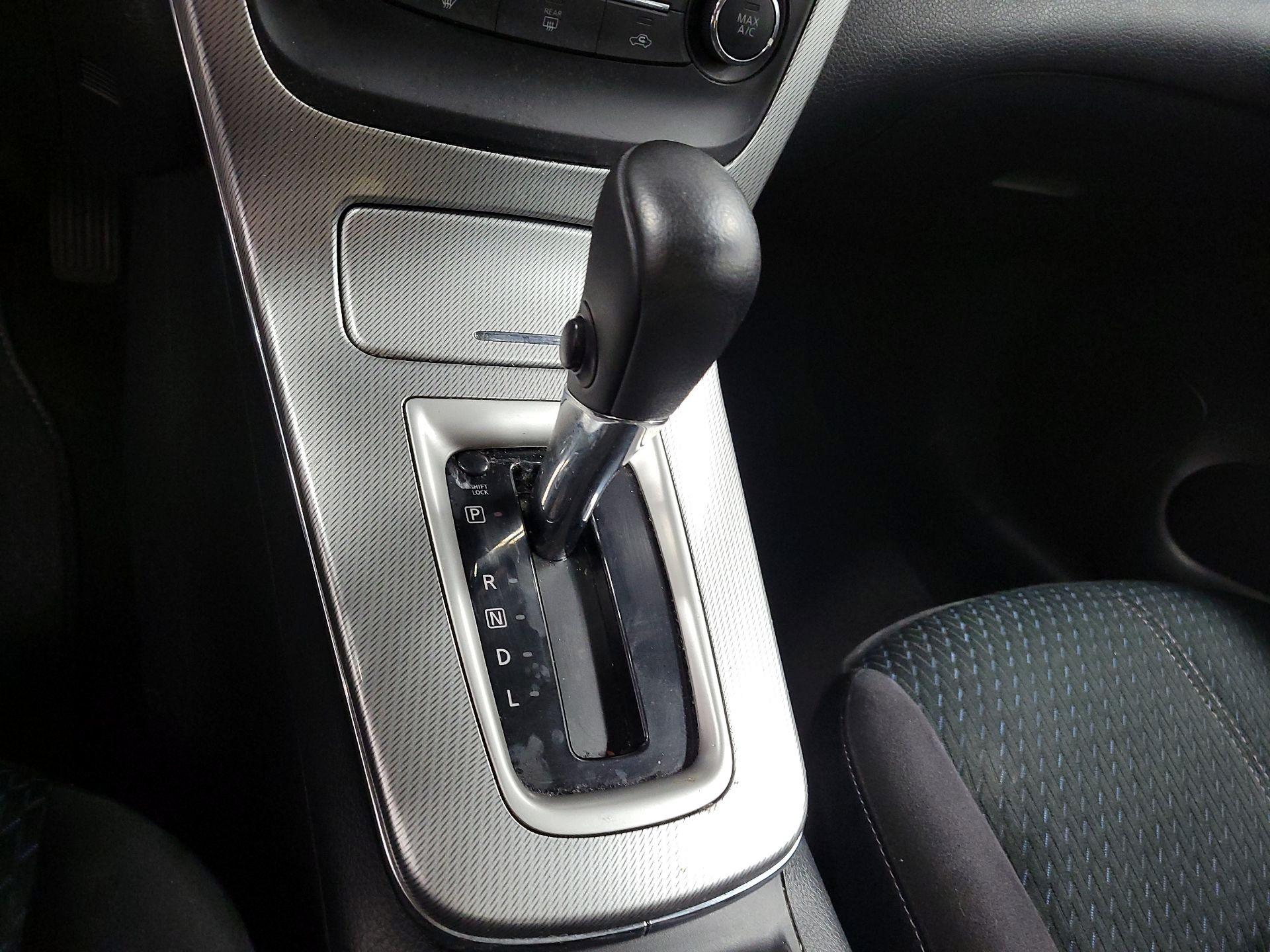 Thumbnail: 2015 Nissan Sentra - 17