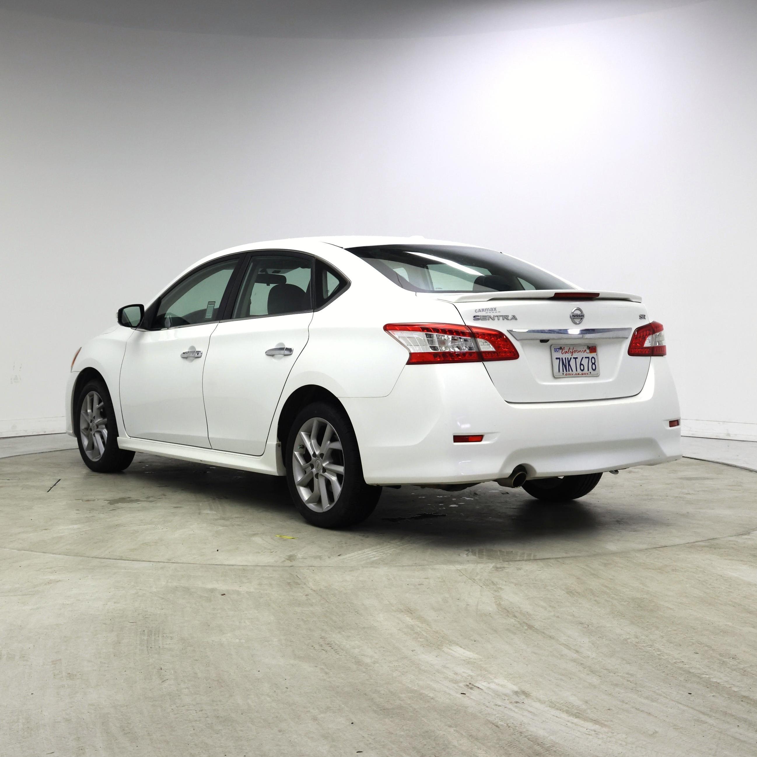 Thumbnail: 2015 Nissan Sentra - 2