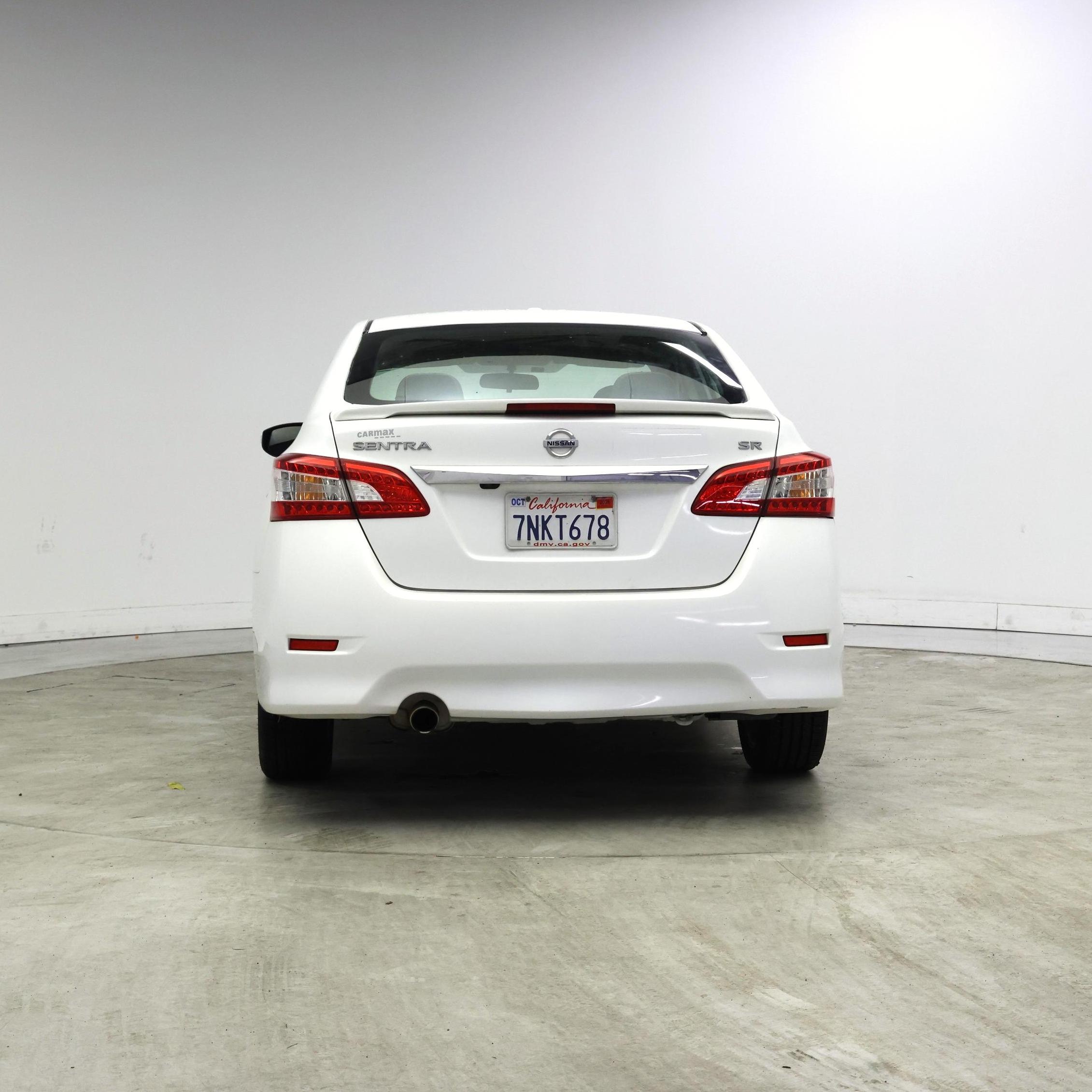 Thumbnail: 2015 Nissan Sentra - 6